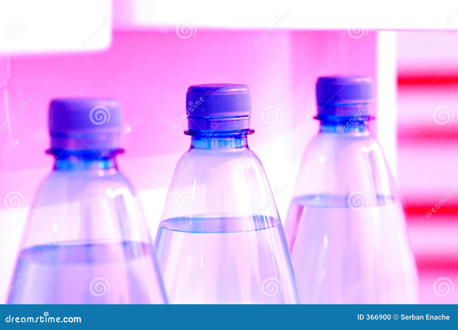 Bottiglie di acqua 1