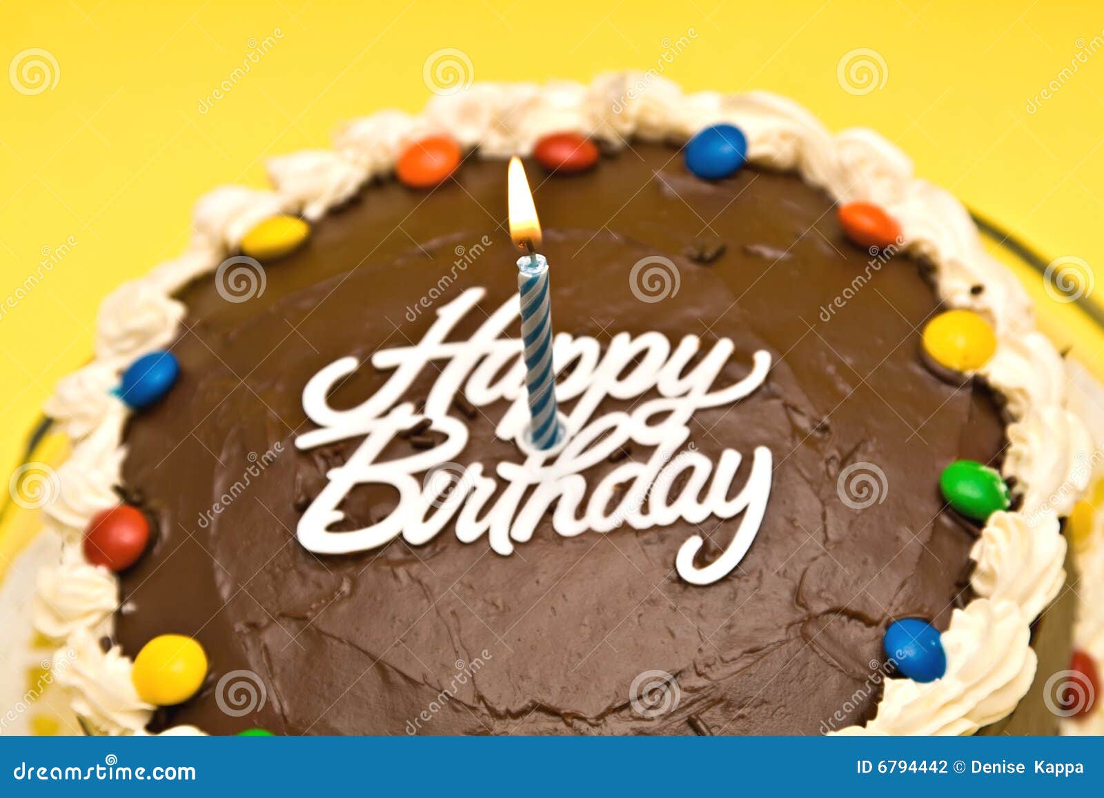 Bougie De Wth De Gateau D Anniversaire Photo Stock Image Du Cire Celebrez Bougie De Wth De Gateau D Anniversaire Photo Stock Image Du Cire Celebrez