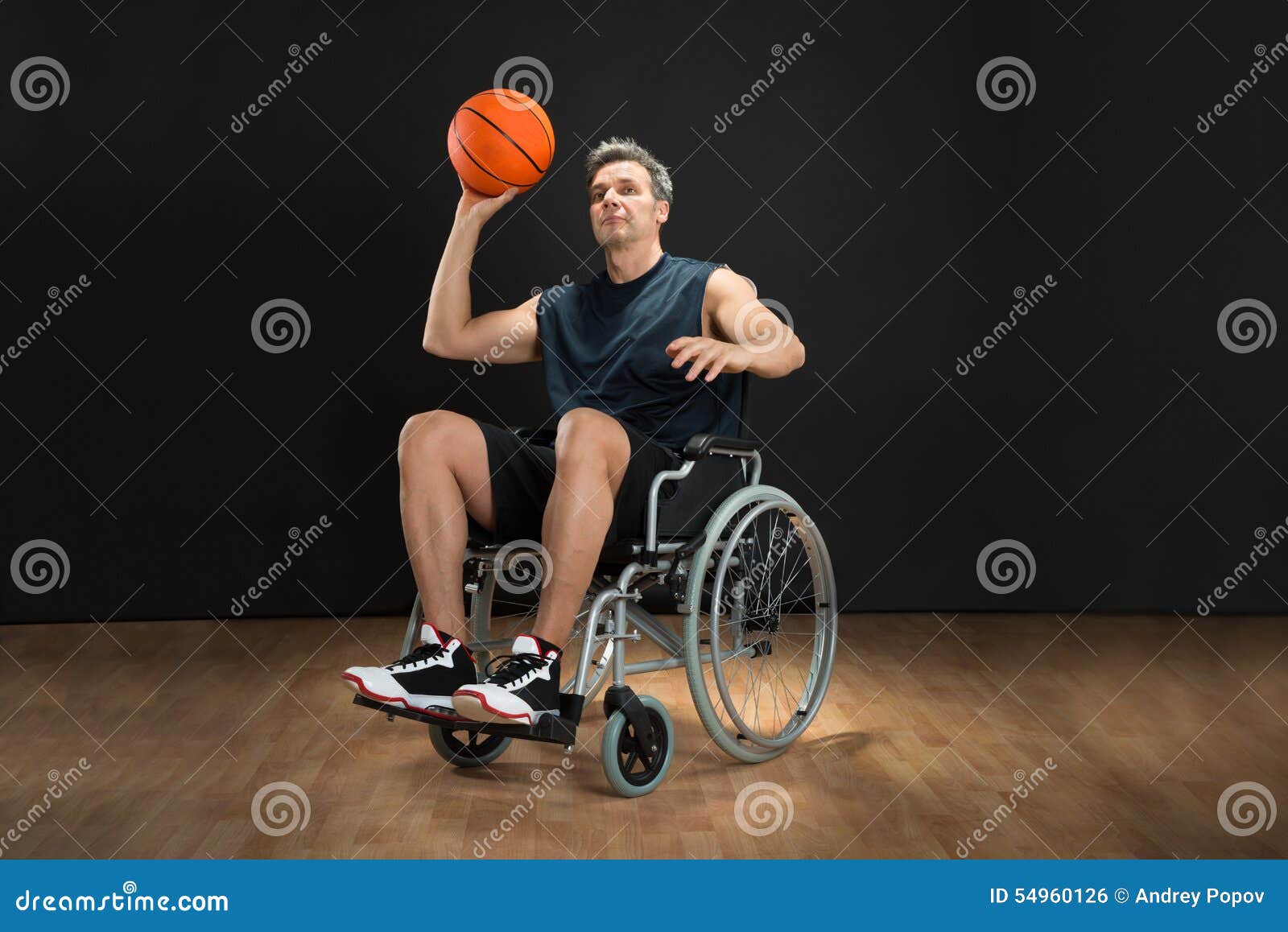 Boule De Lancement De Joueur De Basket Handicapé Photo stock Image du