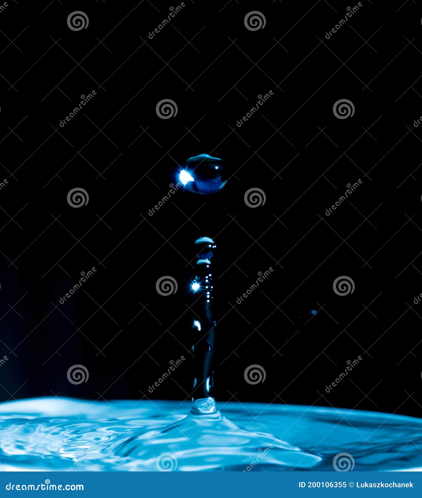 Bouncing Water Droplet On Dark Background Stock Image Image Of Splash Nature