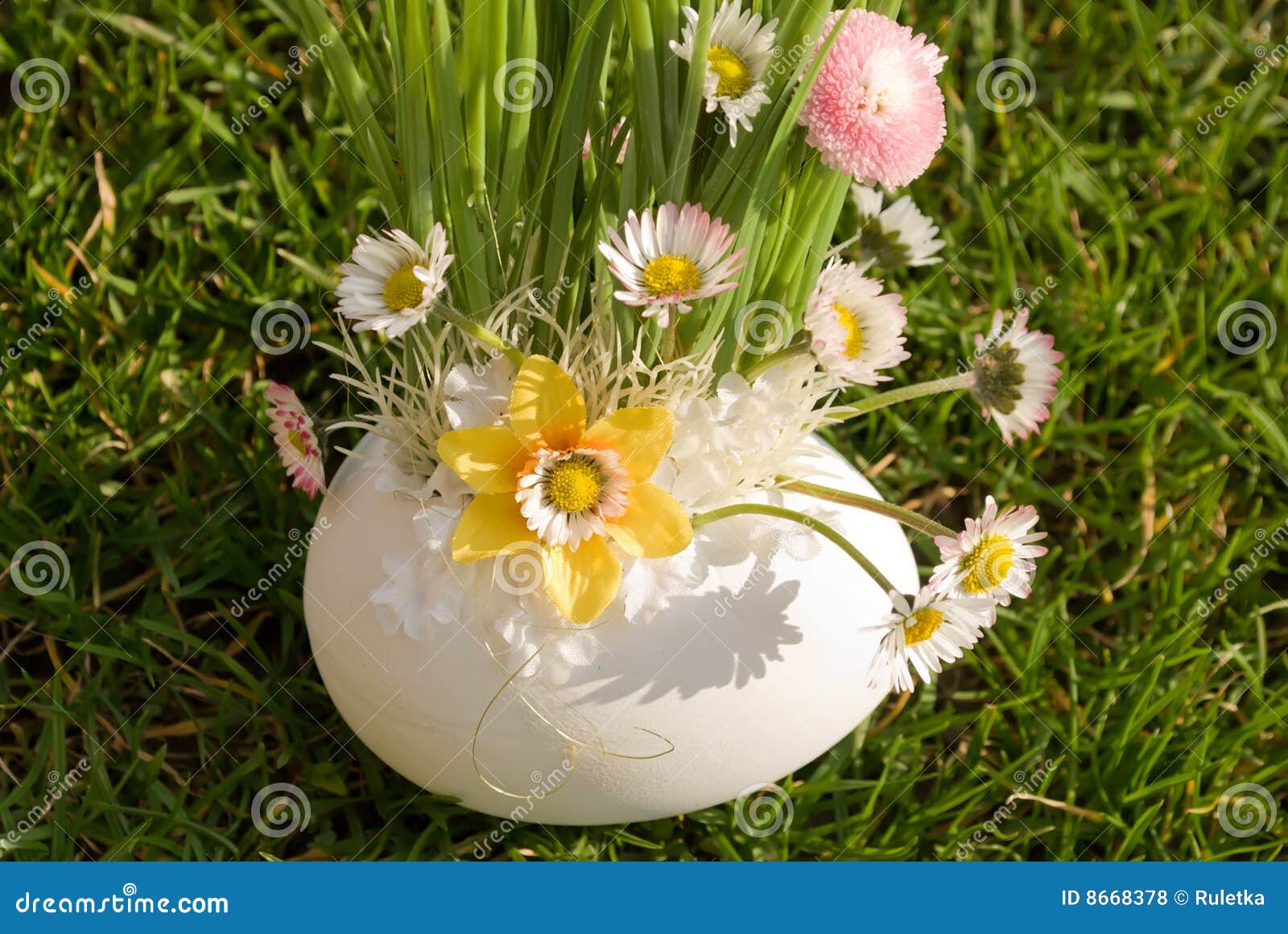 Bouquet of colours in egg. stock photo. Image of tradition 8668378