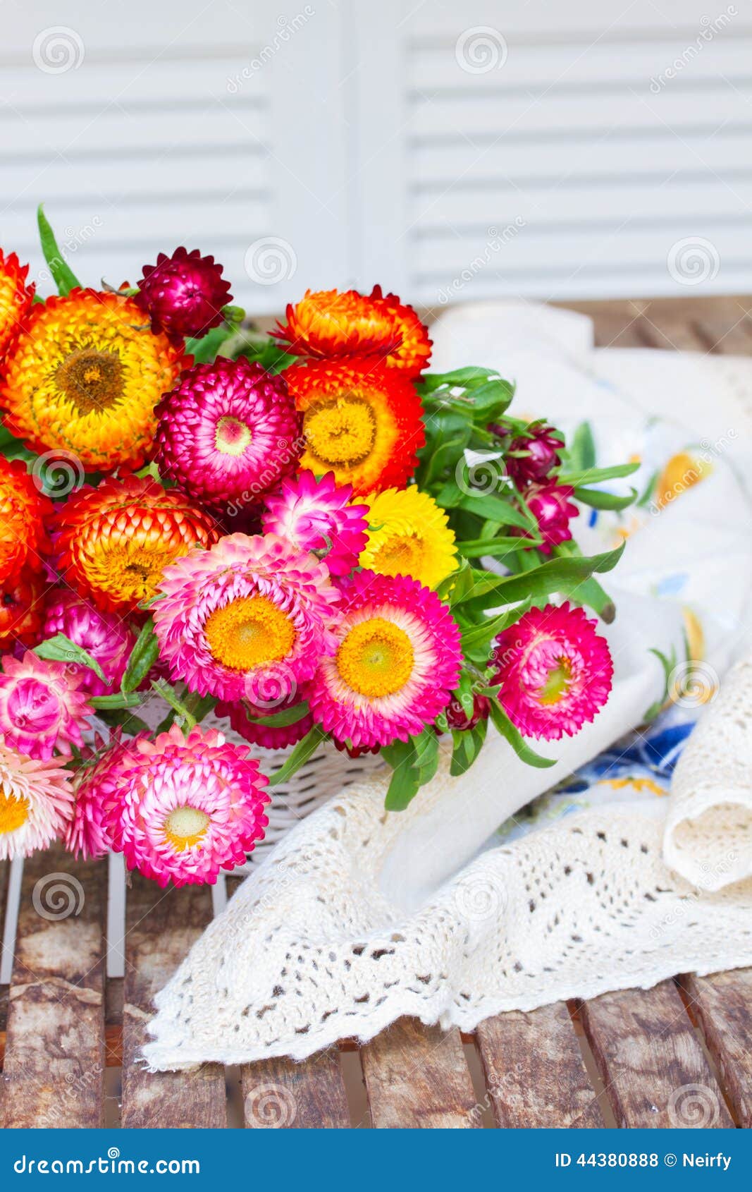 bouquet of everlasting flowers on table