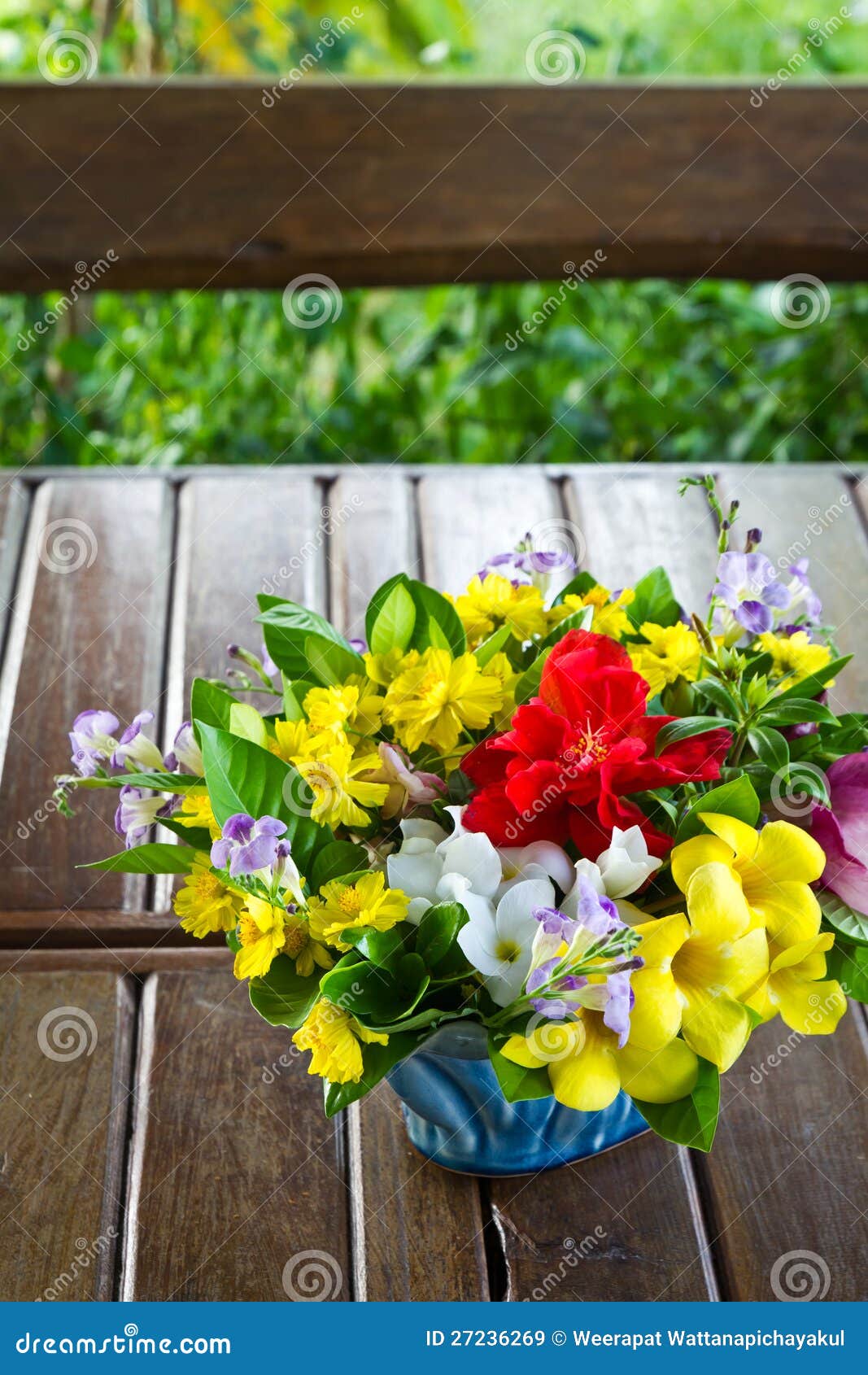 Bouquet in garden stock image. Image of decorative, beautiful 27236269