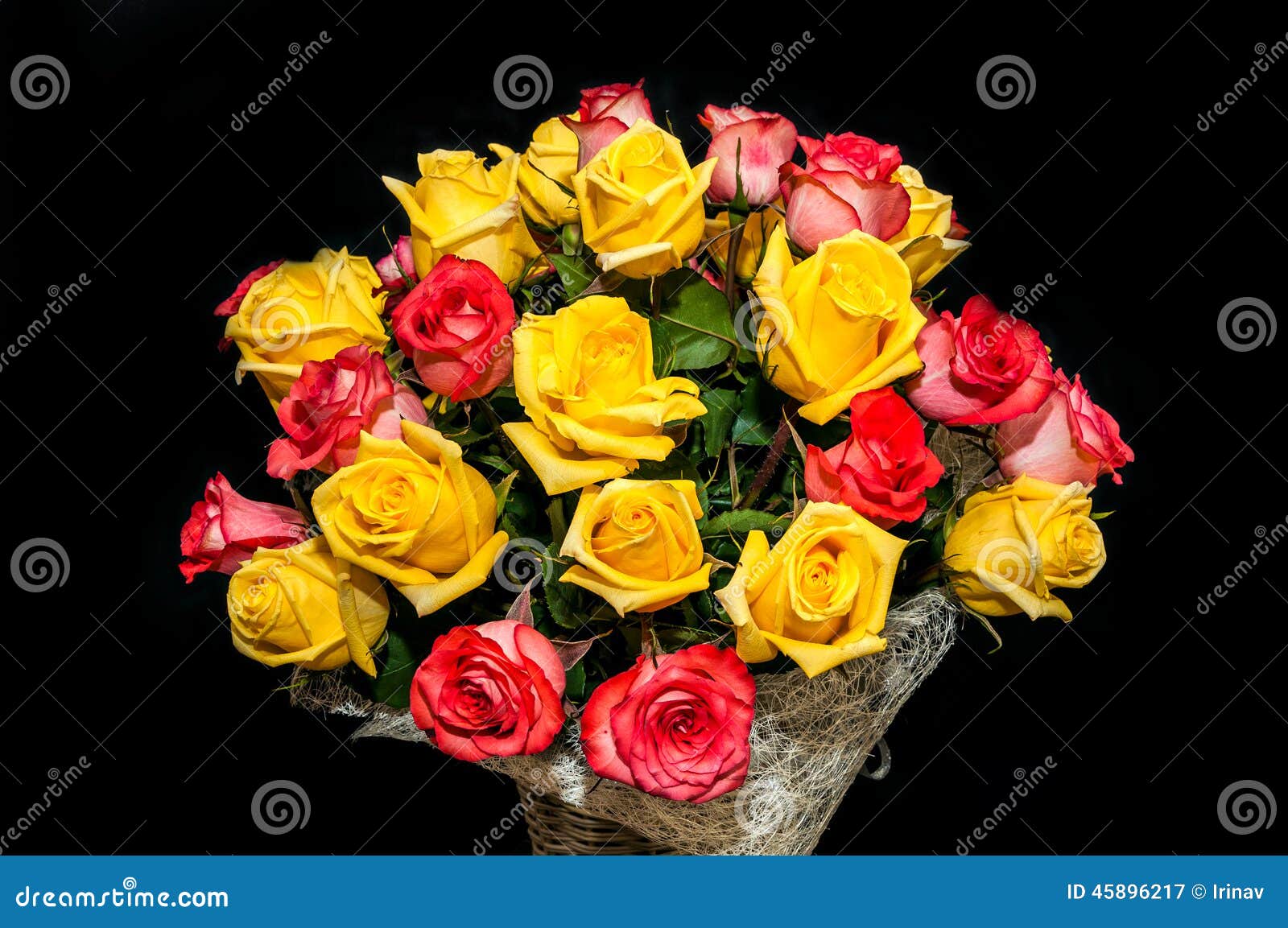 Bouquet Jaune De Rose De Rouge Image stock - Image du wallpaper, fermer:  45896217