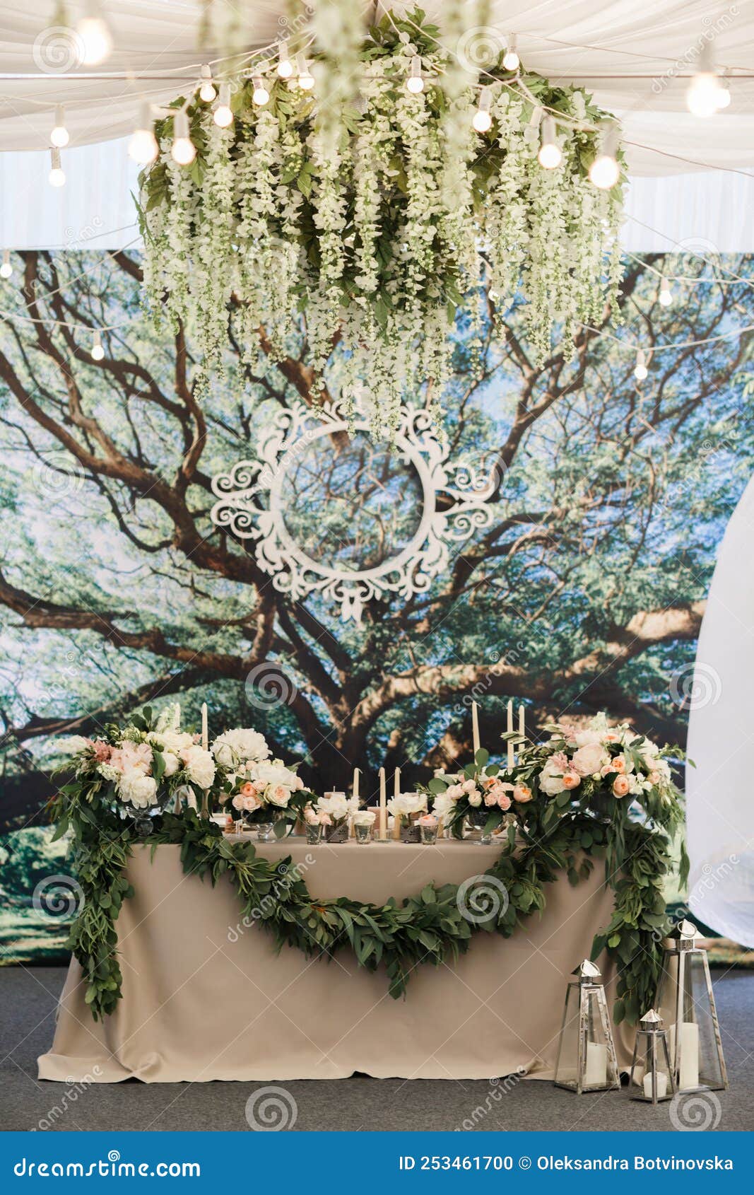 Bouquets of Flowers in Vase on the Wedding Table Stock Photo Image of