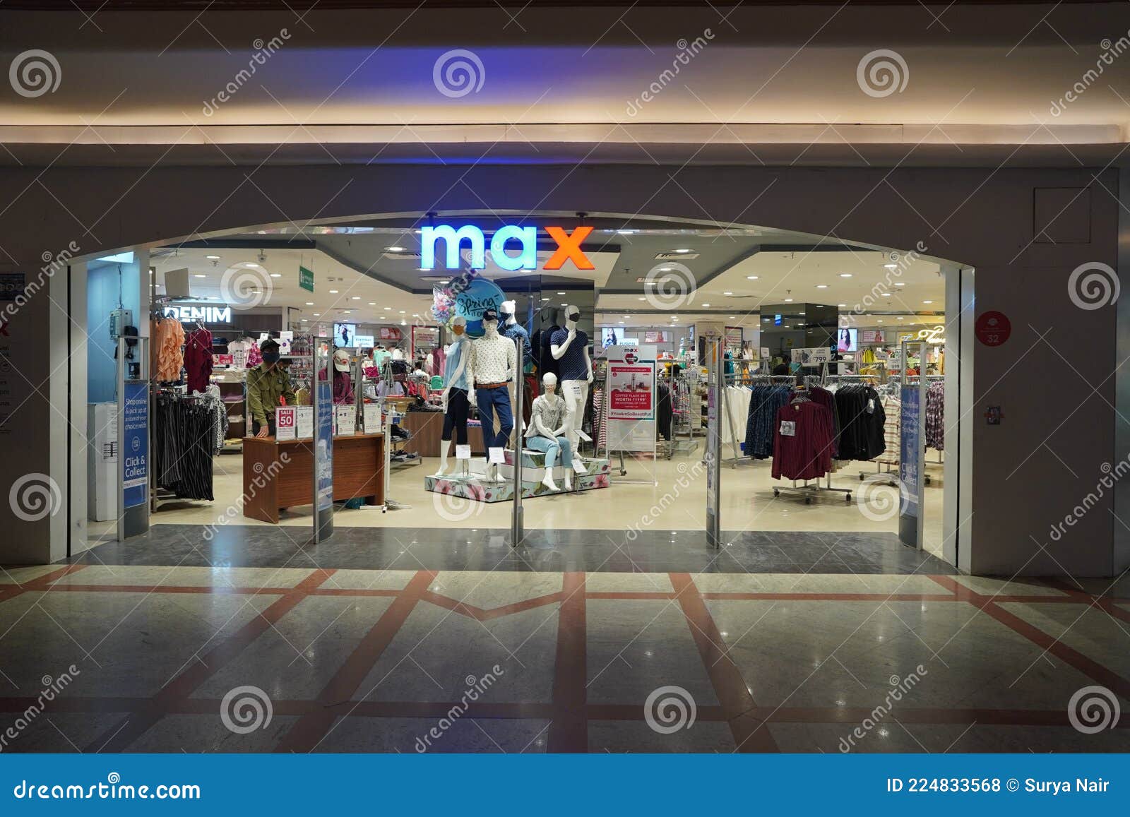 Boutique Front of Max Fashion Wear Magasin Au Centre Commercial Mall India.  Max Propose Des Chaussures Et Des Accessoires De Vêtem Photo stock  éditorial - Image du logo, accessoires: 224833568