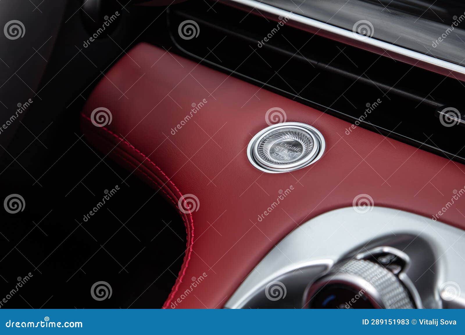 https://thumbs.dreamstime.com/z/bouton-d-arr%C3%AAt-de-d%C3%A9marrage-du-moteur-voiture-push-allumage-d%C3%A9marreur-%C3%A0-distance-tableau-bord-289151983.jpg