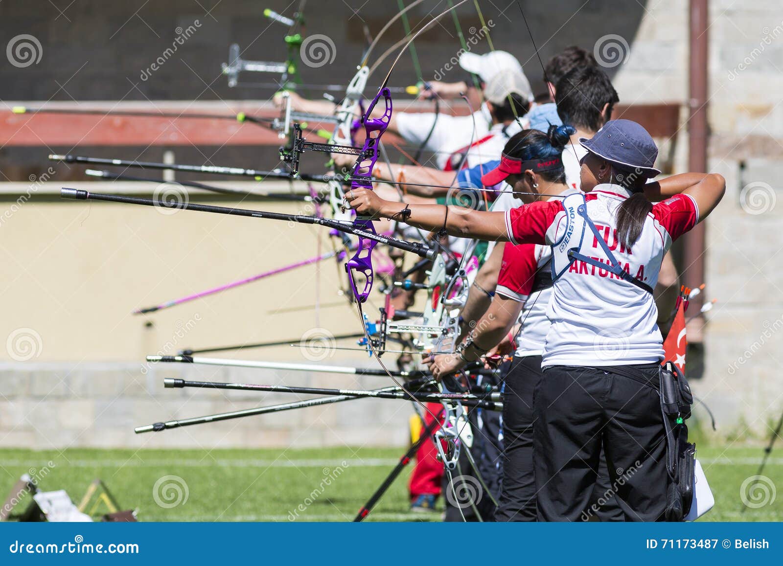 Bow shooting people editorial photography. Image of leisure 71173487
