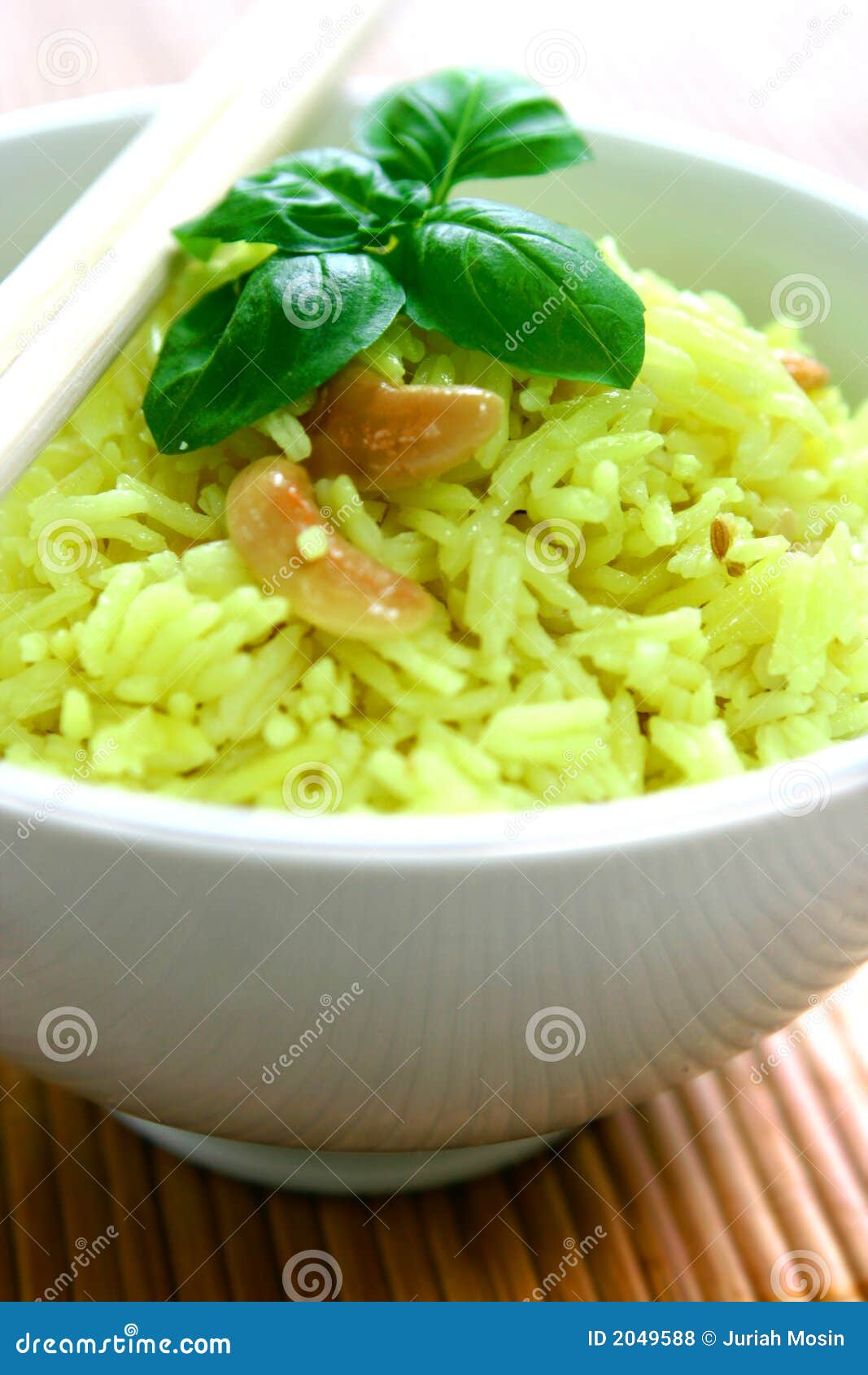 a bowl of lemon flavoured fragrant rice
