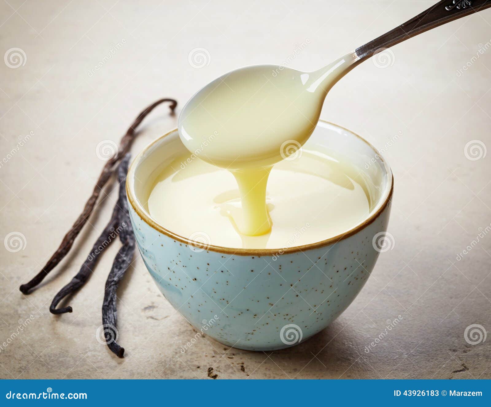 Bowl of vanilla sauce stock image. Image of refine, milk 43926183