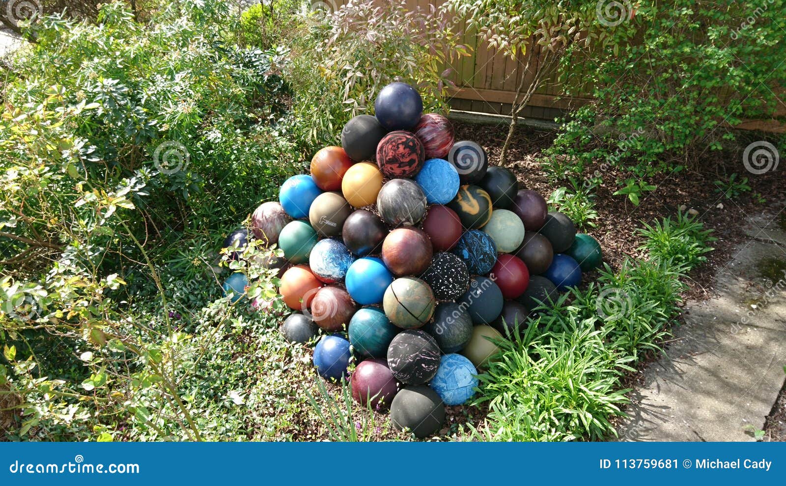 Bowling Ball Pyramid stock image. Image of ball, bowling 113759681