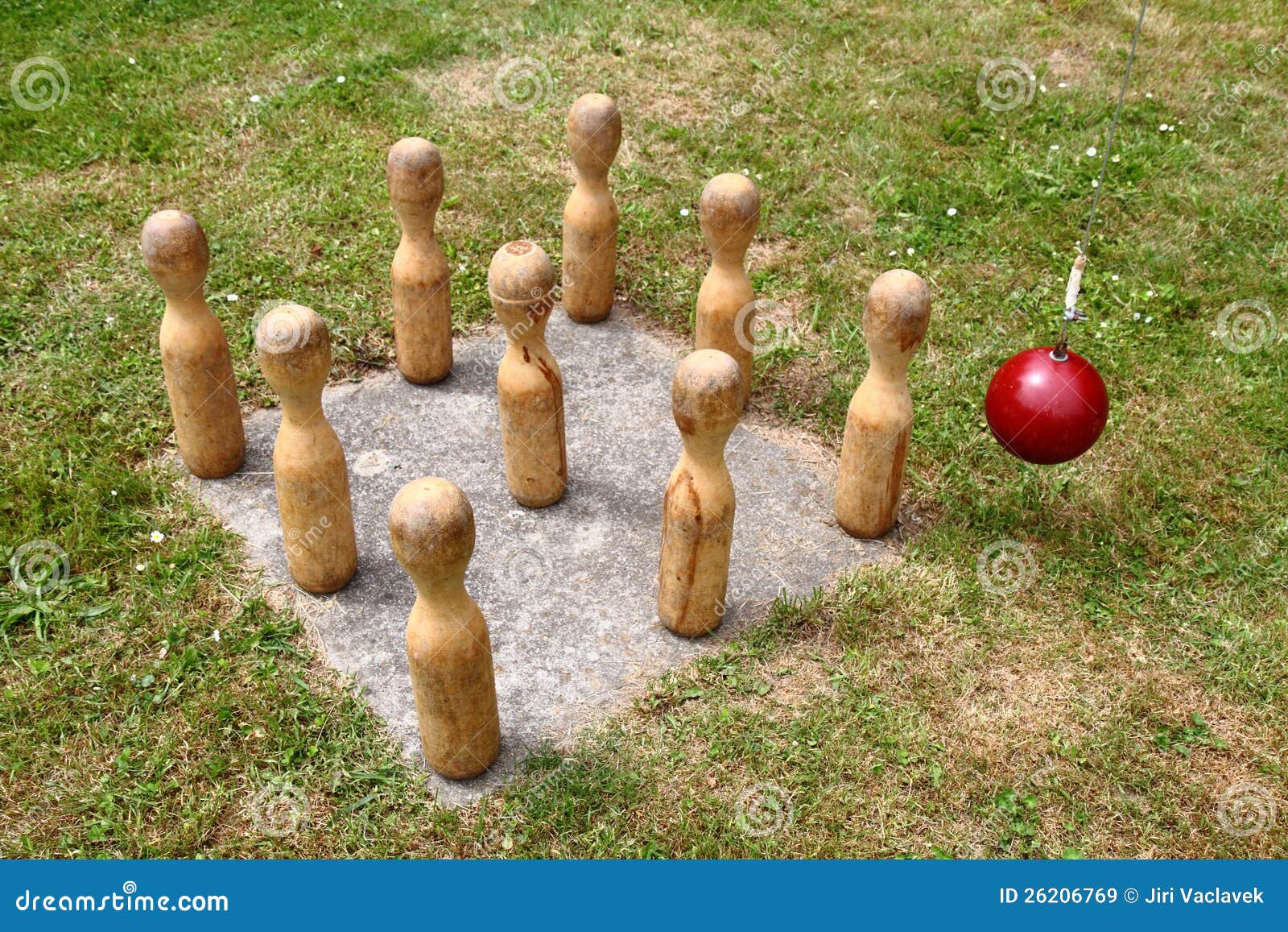 Bowling russo immagine stock. Immagine di gioventù, perno 26206769