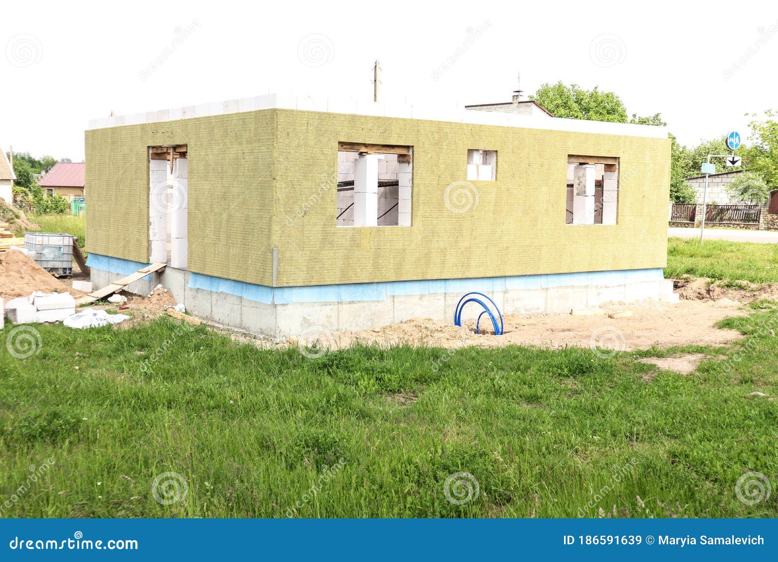 Box Of A House Under Construction On A Private Land Plot Stock Image Image Of Background High 186591639