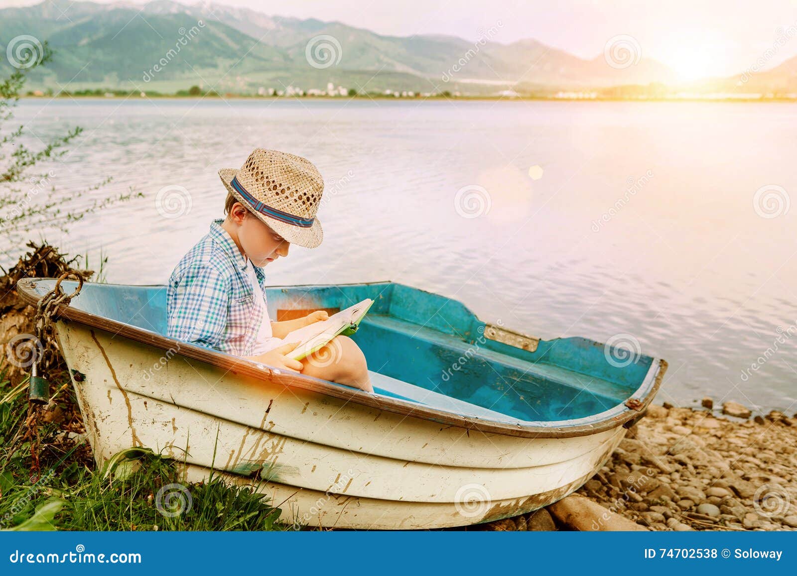 2,345 Boat Fishing Seats Royalty-Free Images, Stock Photos