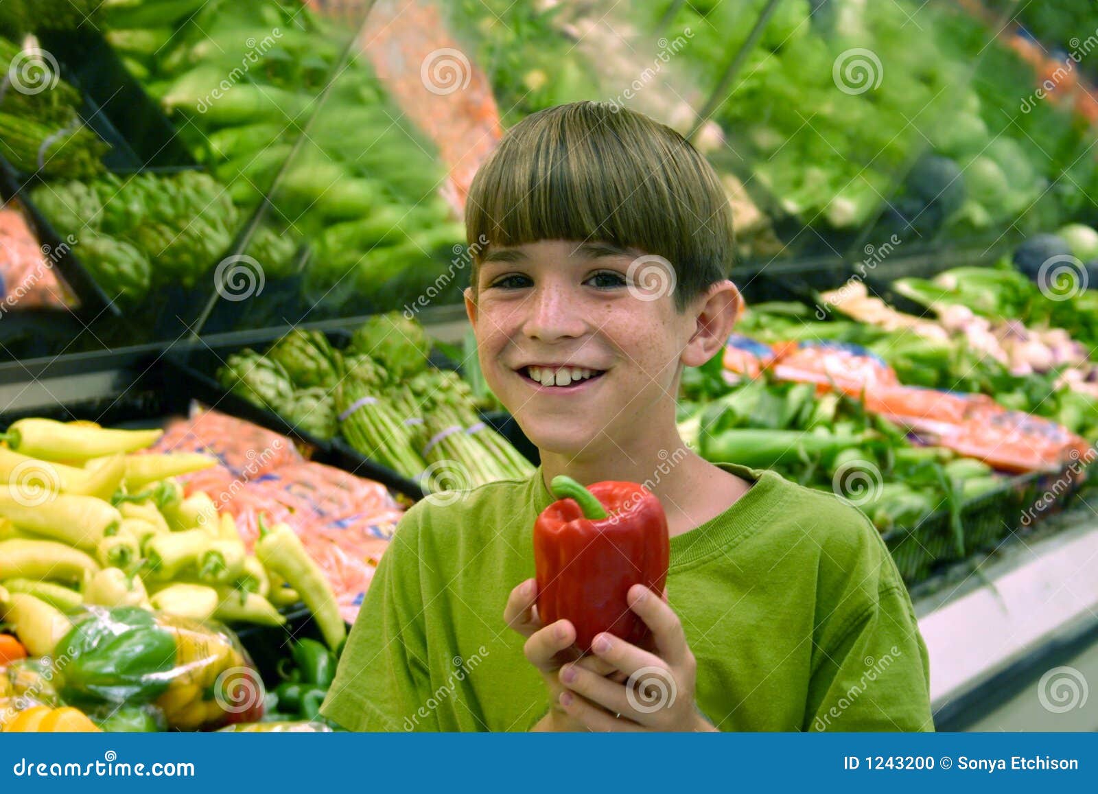 Boy in Grocery Store stock photo. Image of fruit, freckles 1243200