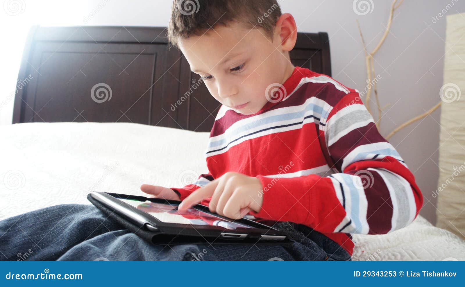 Boy with iPad stock image. Image of games, human, game - 29343253