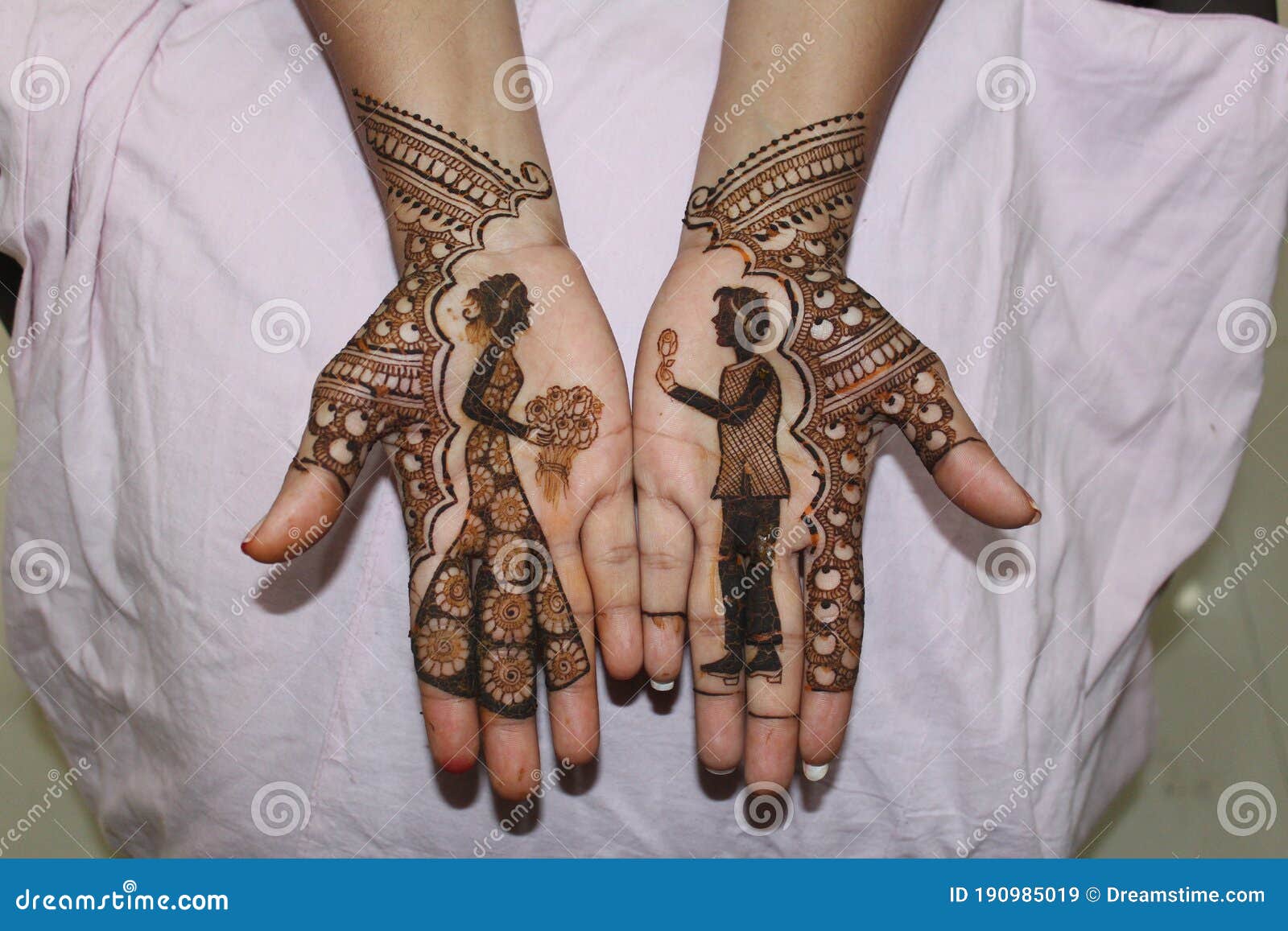 Boy Proposing Girl with Ring-Indian Traditional Henna Design ...