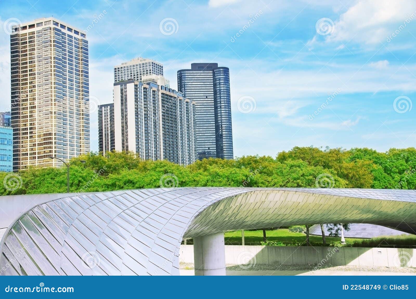 BP Bridge (Chicago) editorial stock image. Image of metal 22548749