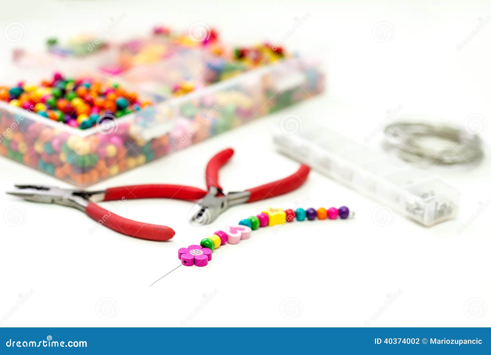 Bracelet Made of Plastic Beads for Girls Unfinished in Process Stock