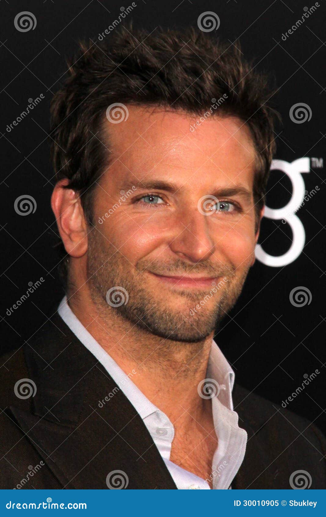 Download Bradley Cooper In Black Shirt Wallpaper