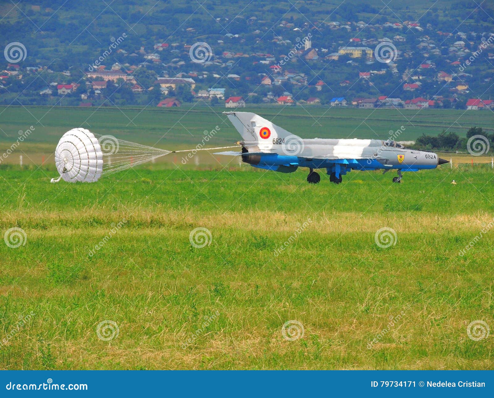 Brake Parachute of a Jet Fighter Editorial Photo Image of parachute, camouflage 79734171