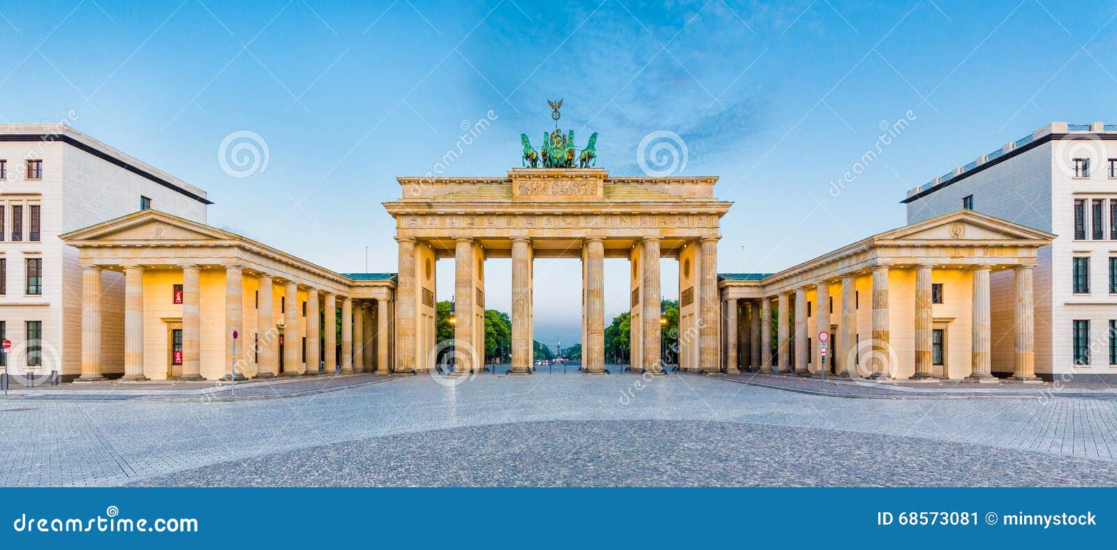 brandenburg gate at sunrise, berlin, germany