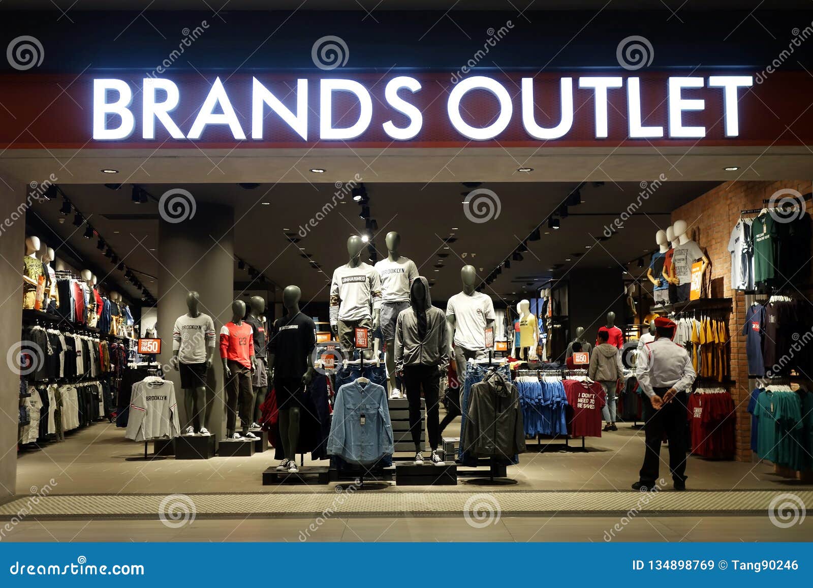 Me brand outlet near Outlet Stores