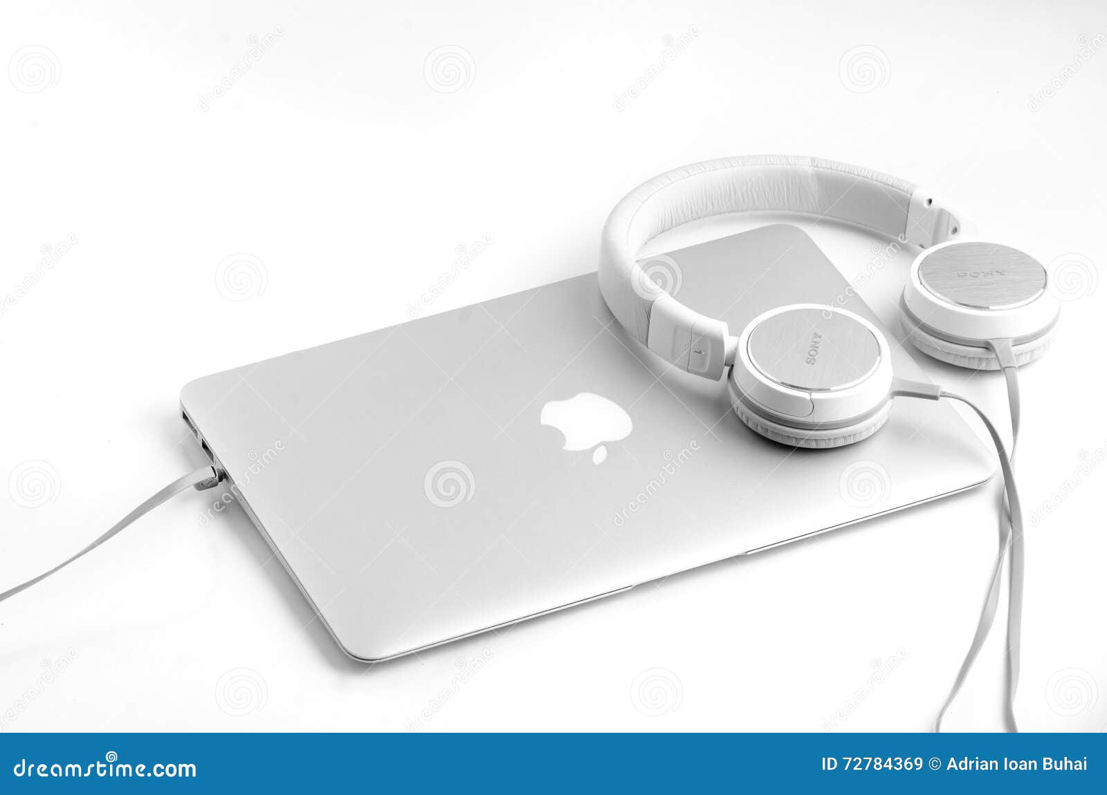 earbuds for macbook air