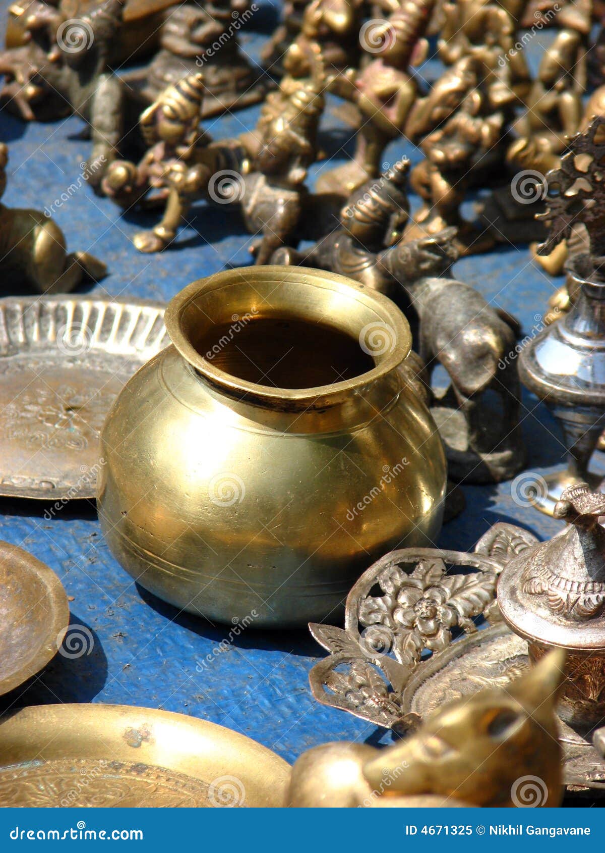 Brass Vessel stock image. Image of stilllife, shiny, vessel 4671325