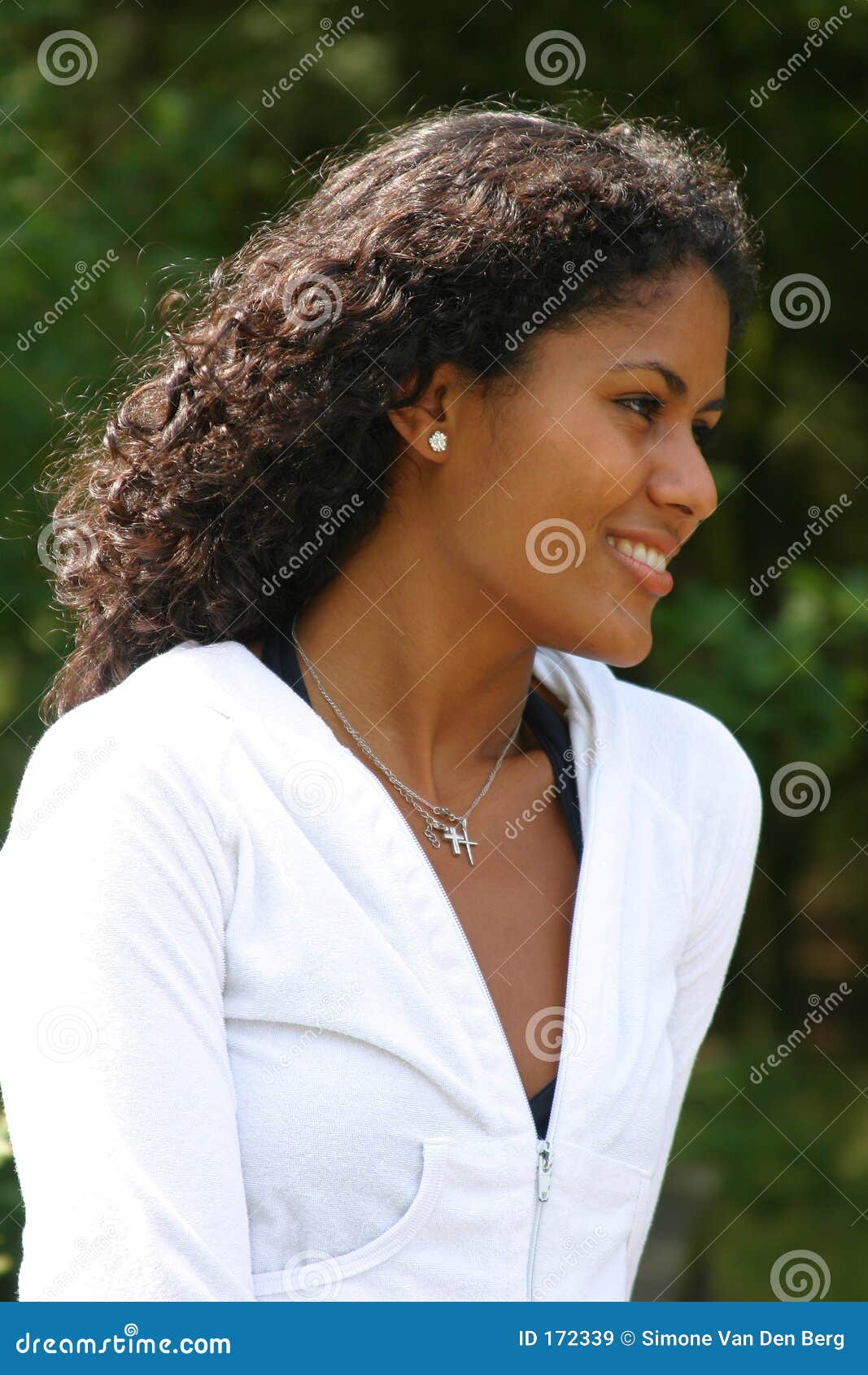 https://thumbs.dreamstime.com/z/brazilian-beauty-172339.jpg