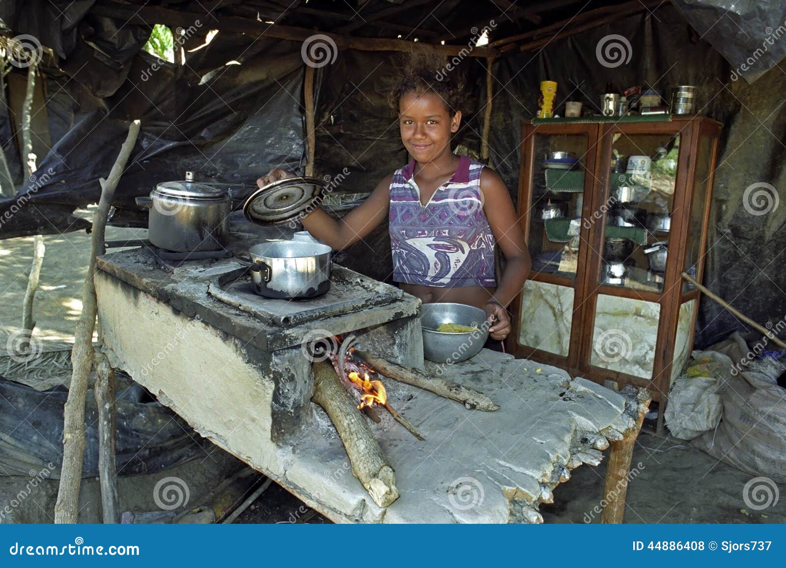 fire kitchen vector Poverty Brazilian Editorial Girl For Stock Photo A Young fire kitchen vector Poverty Brazilian Editorial Girl For Stock Photo A Young