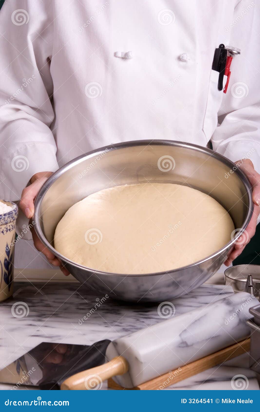 Bread dough in bowl stock image. Image of kitchen, bakery 3264541