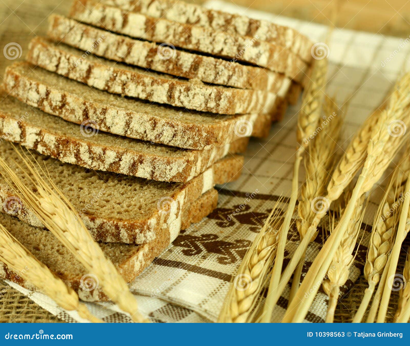 Bread and ears on sacking. stock image. Image of crop 10398563