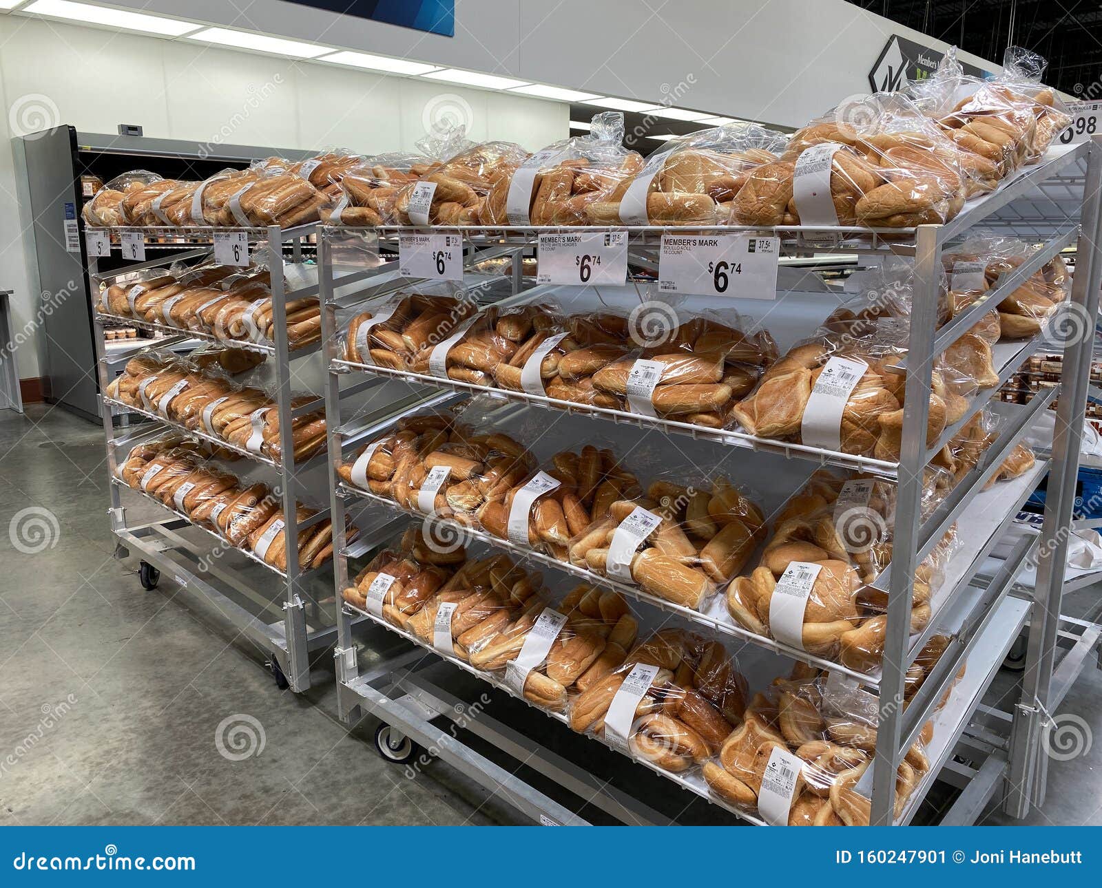 Bread, Rolls, and Buns on the Baked Goods Aisle Editorial Photo - Image of  buns, ingredients: 160247901