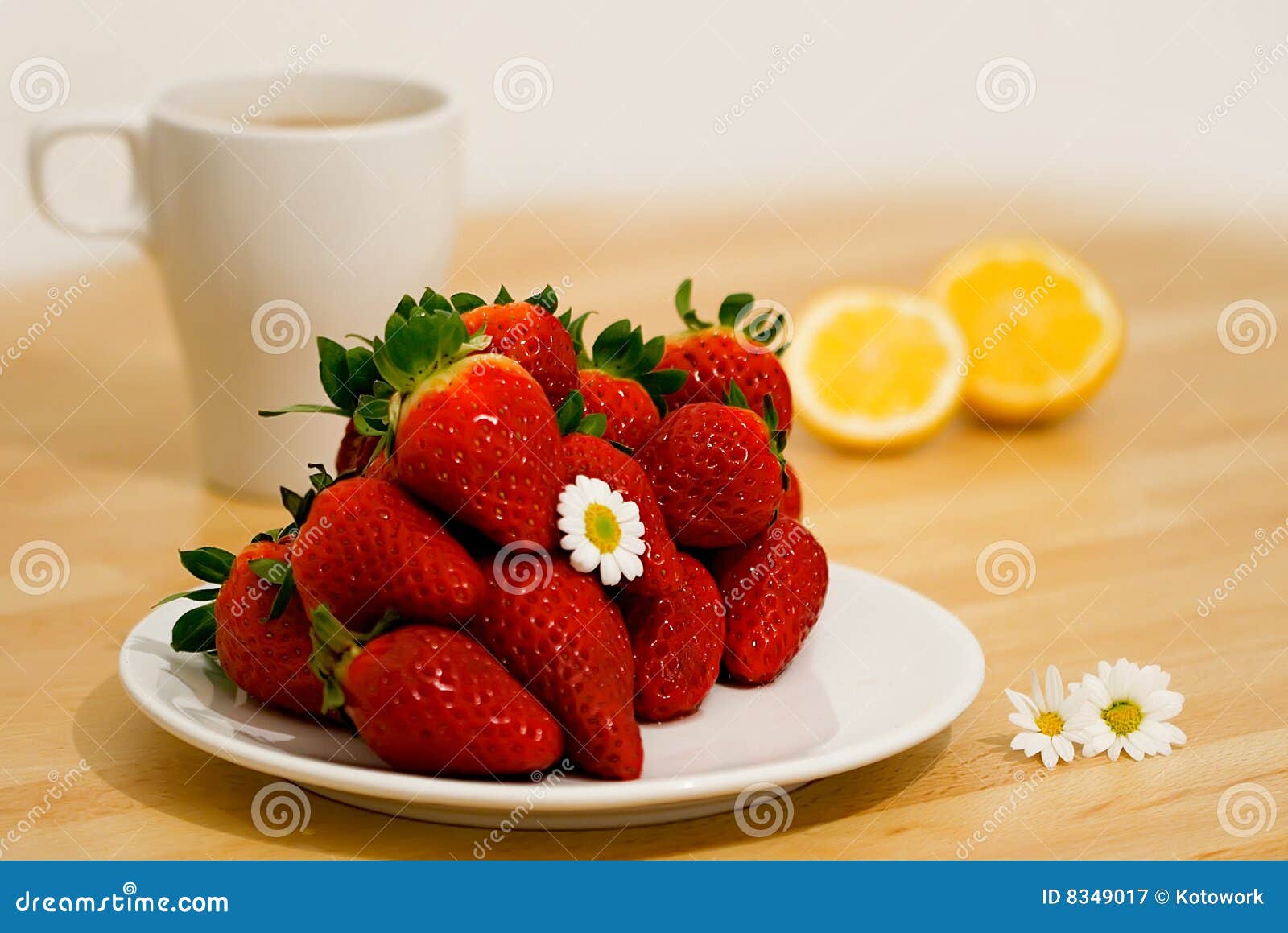 Breakfast with strawberry stock image. Image of healthy 8349017