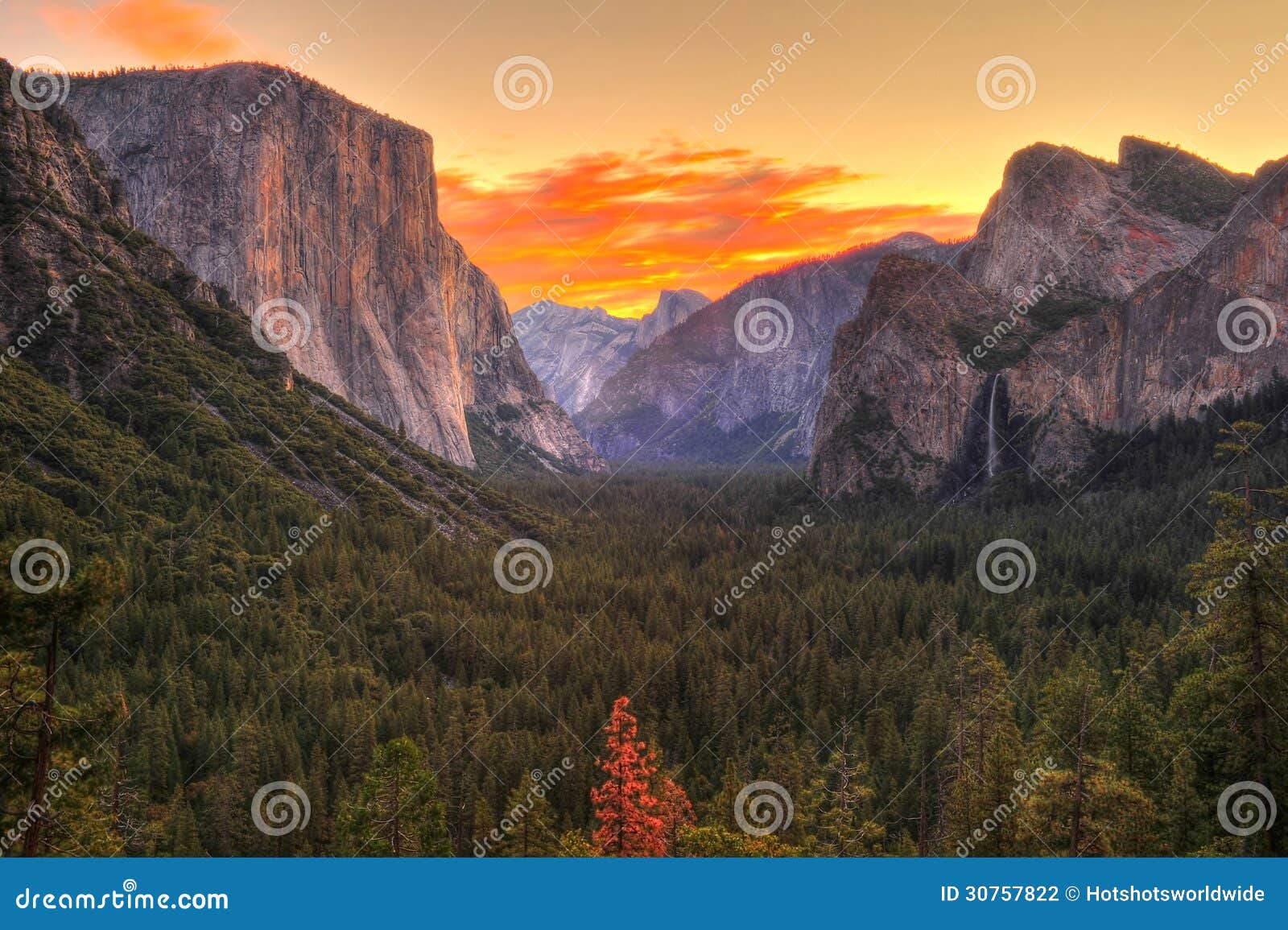 breathtaking yosemite national park at sunrise / dawn, california