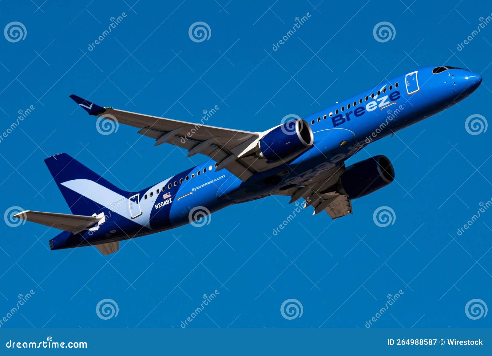 Breeze Airlines Plane N204BZ - Airbus A220-300 Departing Phoenix Sky