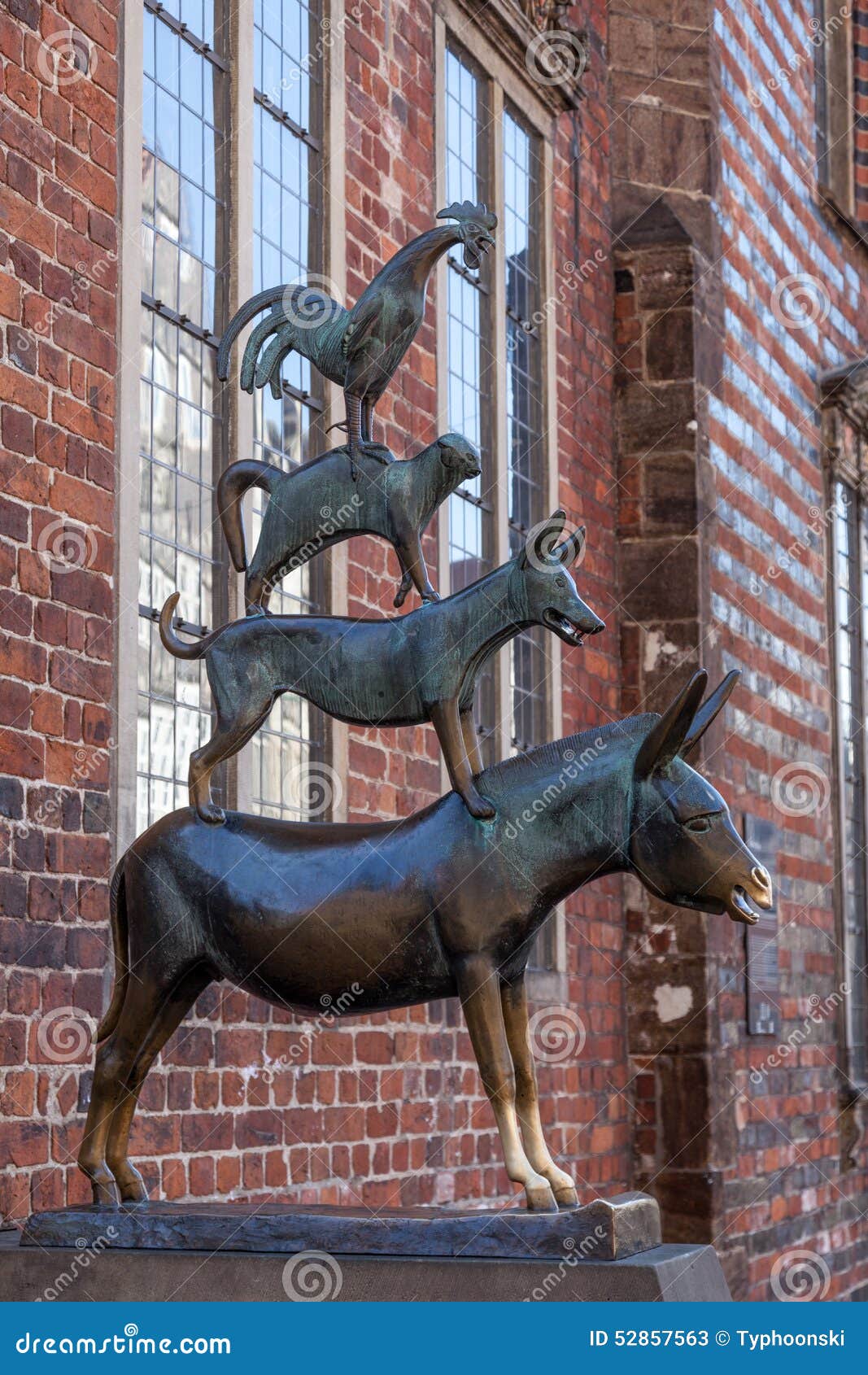 The Bremen Town Musicians Statue Stock Image Image of europe, grimm