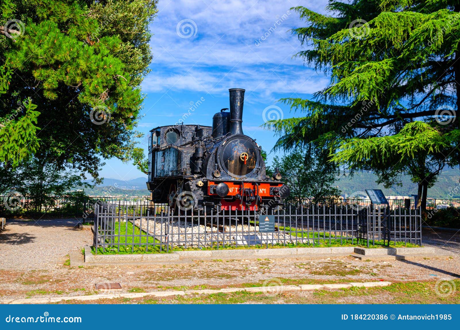 Locomotiva A Vapore SNFT - N.1 Steam Locomotive Prisoner Monument