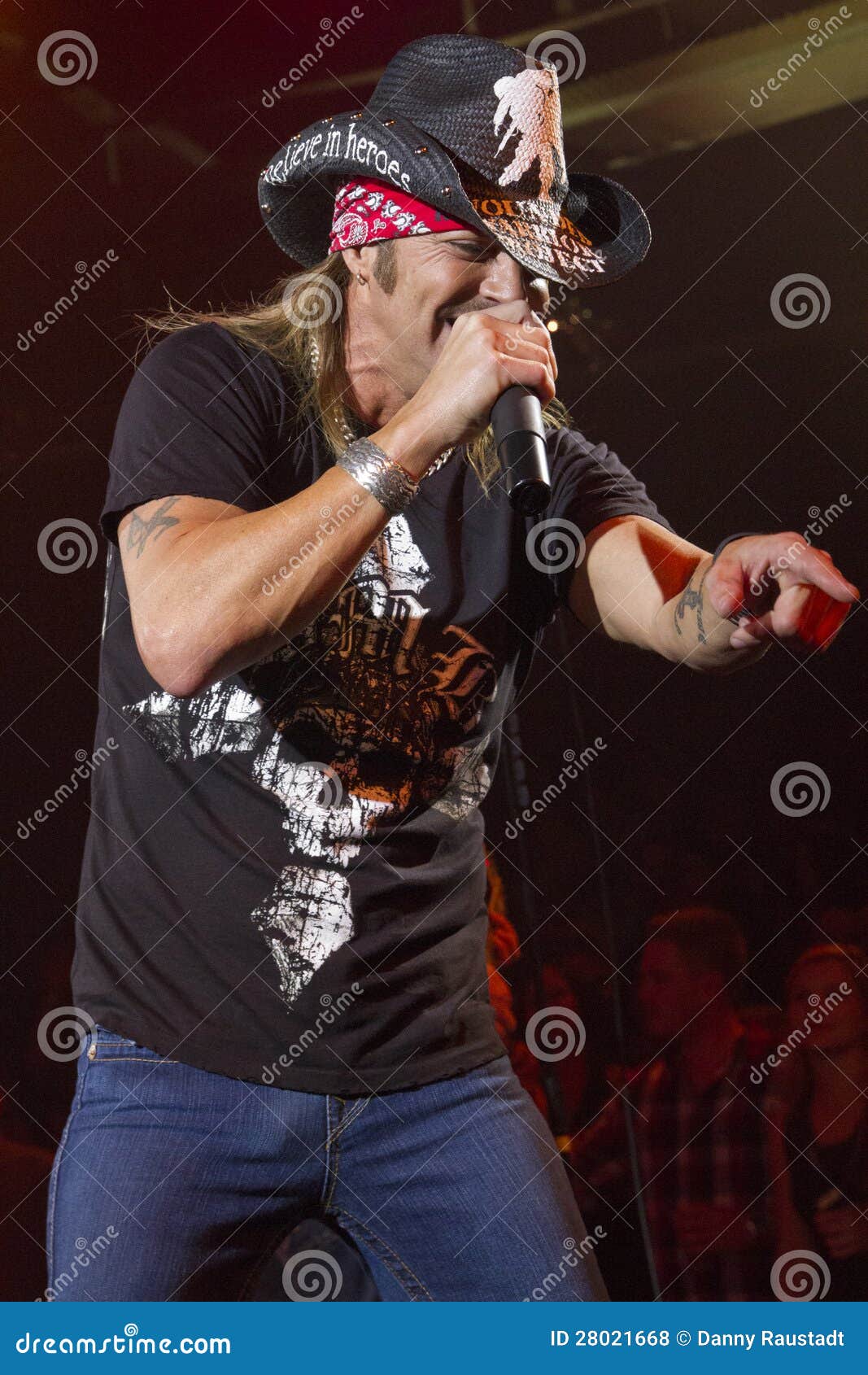 Bret Michaels Life Rocks Super Concert Editorial Stock Photo - Image of  celebrity, california: 28021668, image size:1067x1690