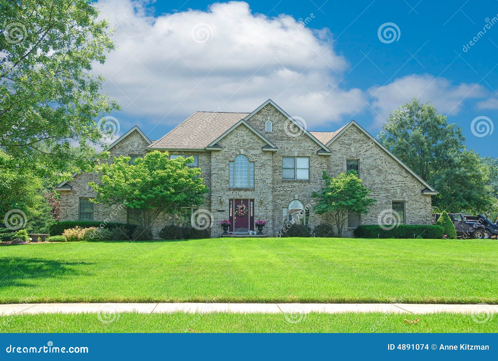 Brick Suburban Home Stock Photo Image Of Landscaping 4891074
