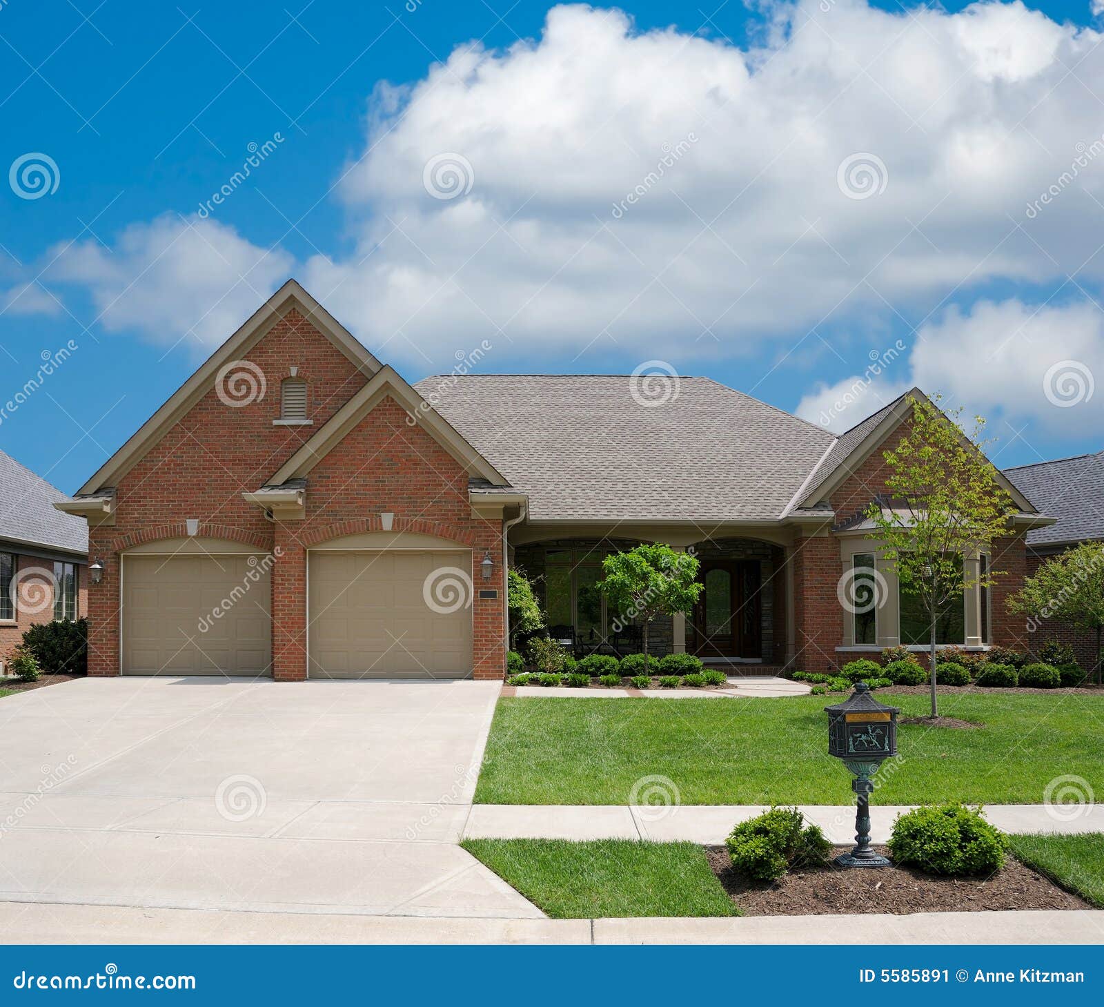 Brick Suburban Home Stock Image Image Of Landscaping 5585891