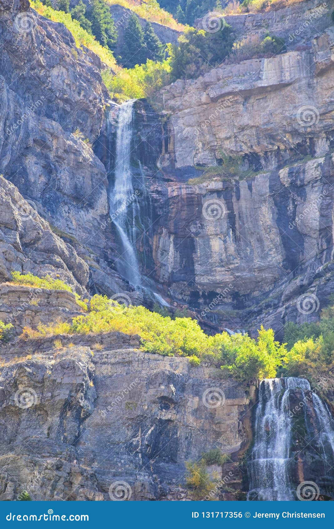 Bridal Veil Falls Is A 607-foot-tall 185 Meters Double ...