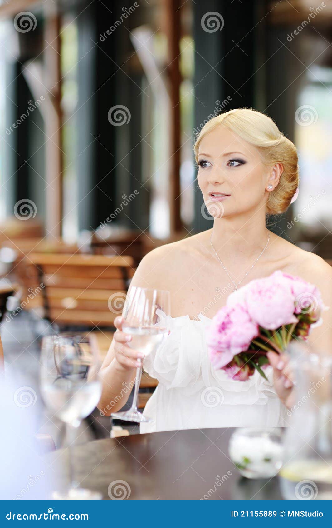 Bride drinking champagne stock image. Image of black - 21155889