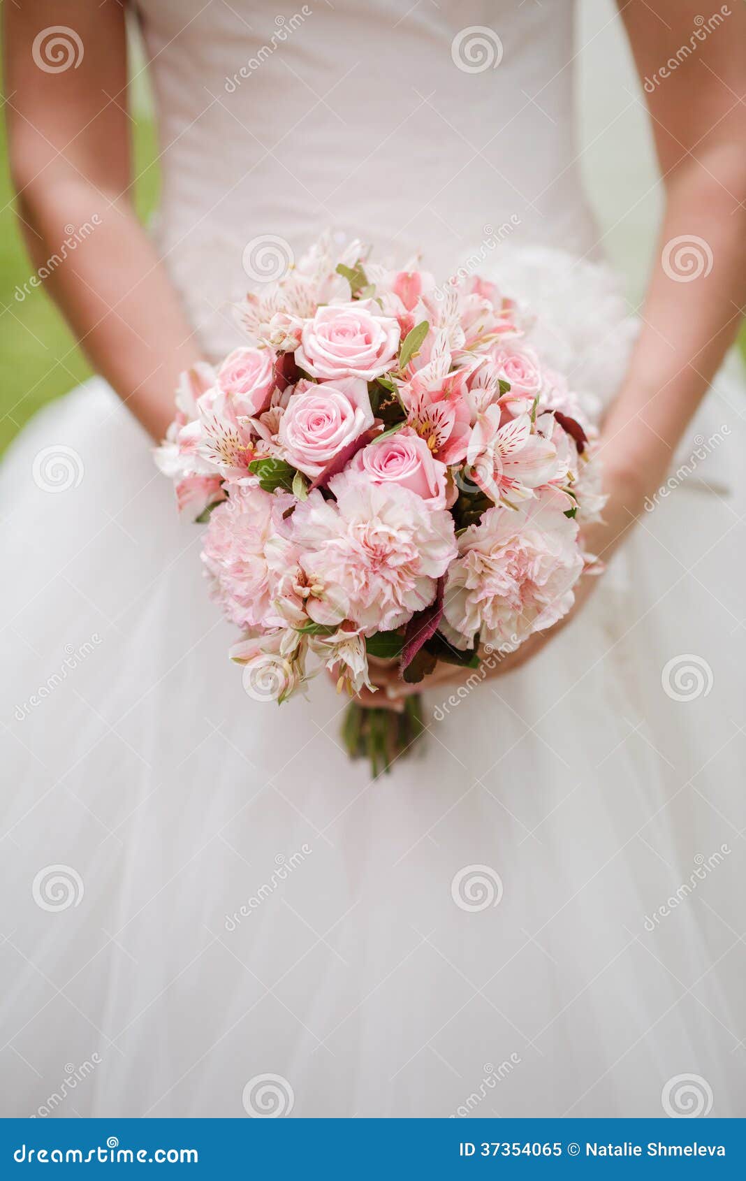 Bride with flowers stock image. Image of wedding, modern - 37354065