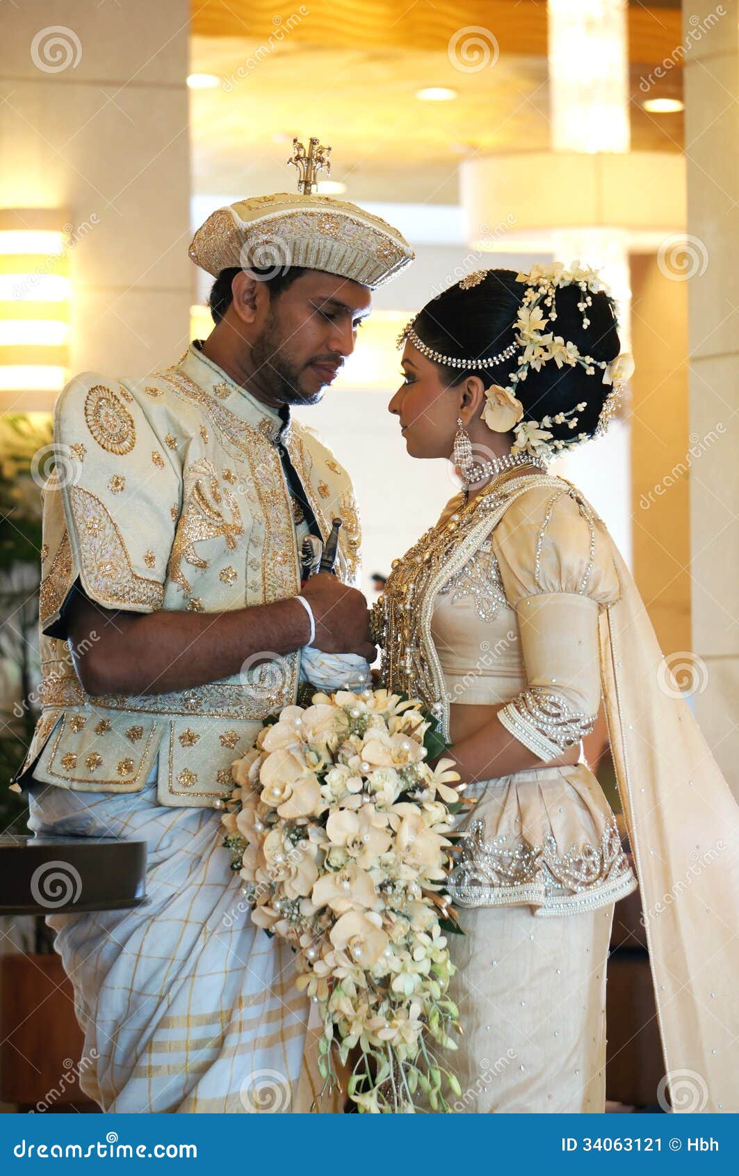 Bride And Groom In Sri Lanka Editorial Photo Image 34063121