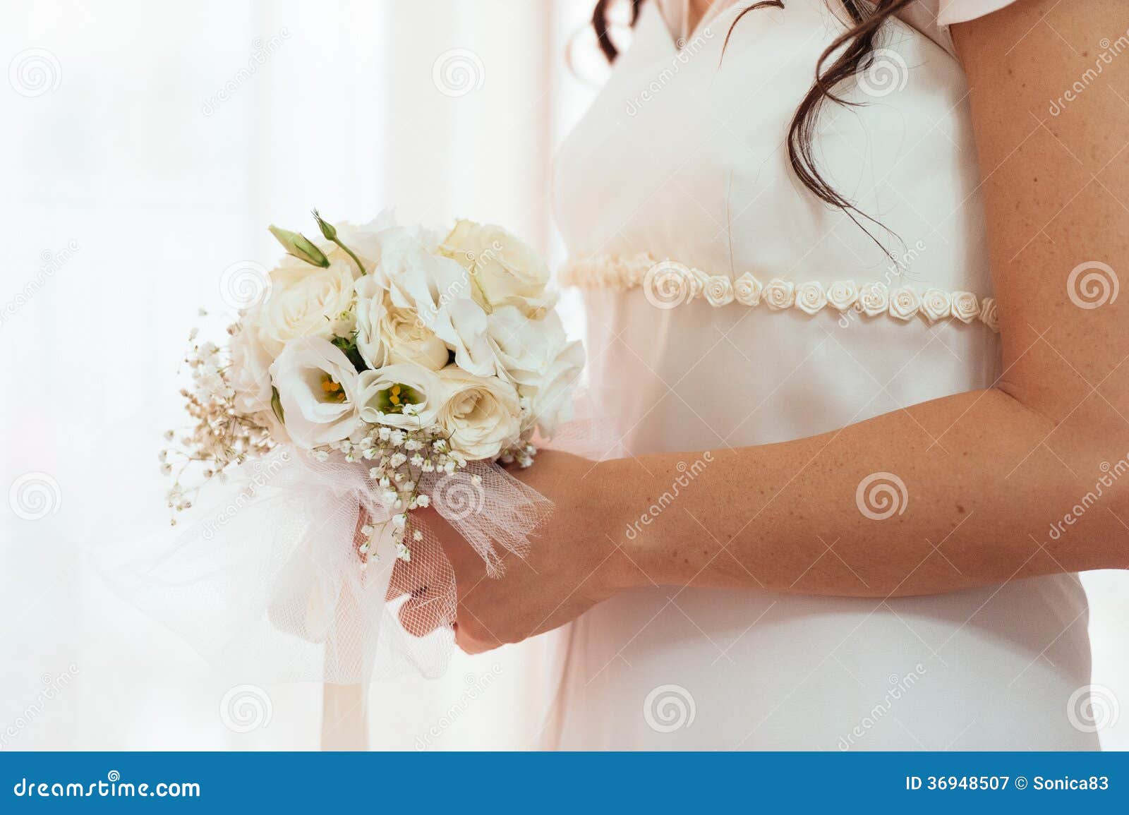 Bride with her bouquet stock image. Image of beauty, elegance 36948507