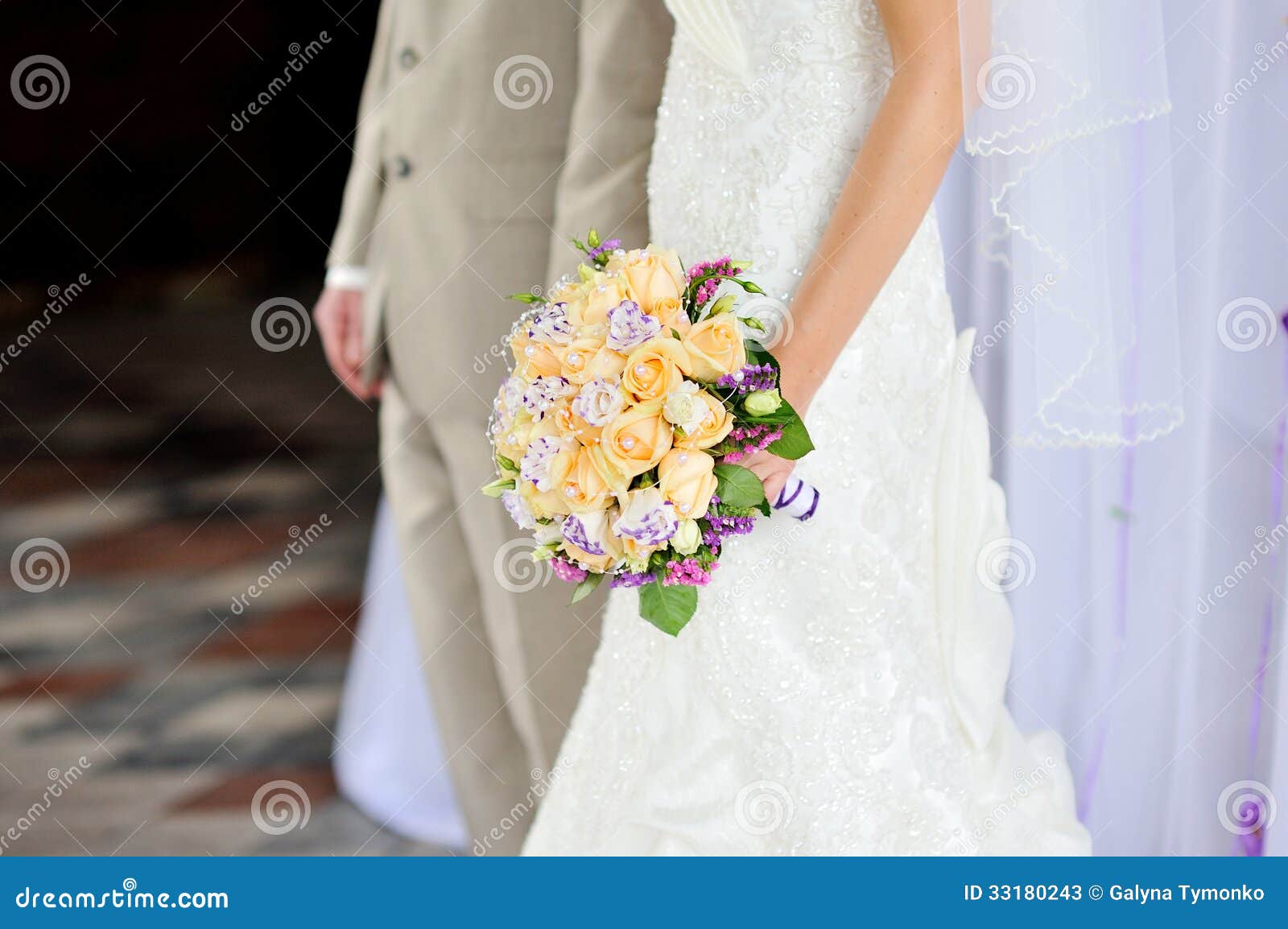 Bride Holding Wedding Bouquet Stock Image - Image of dress, honeymoon ...