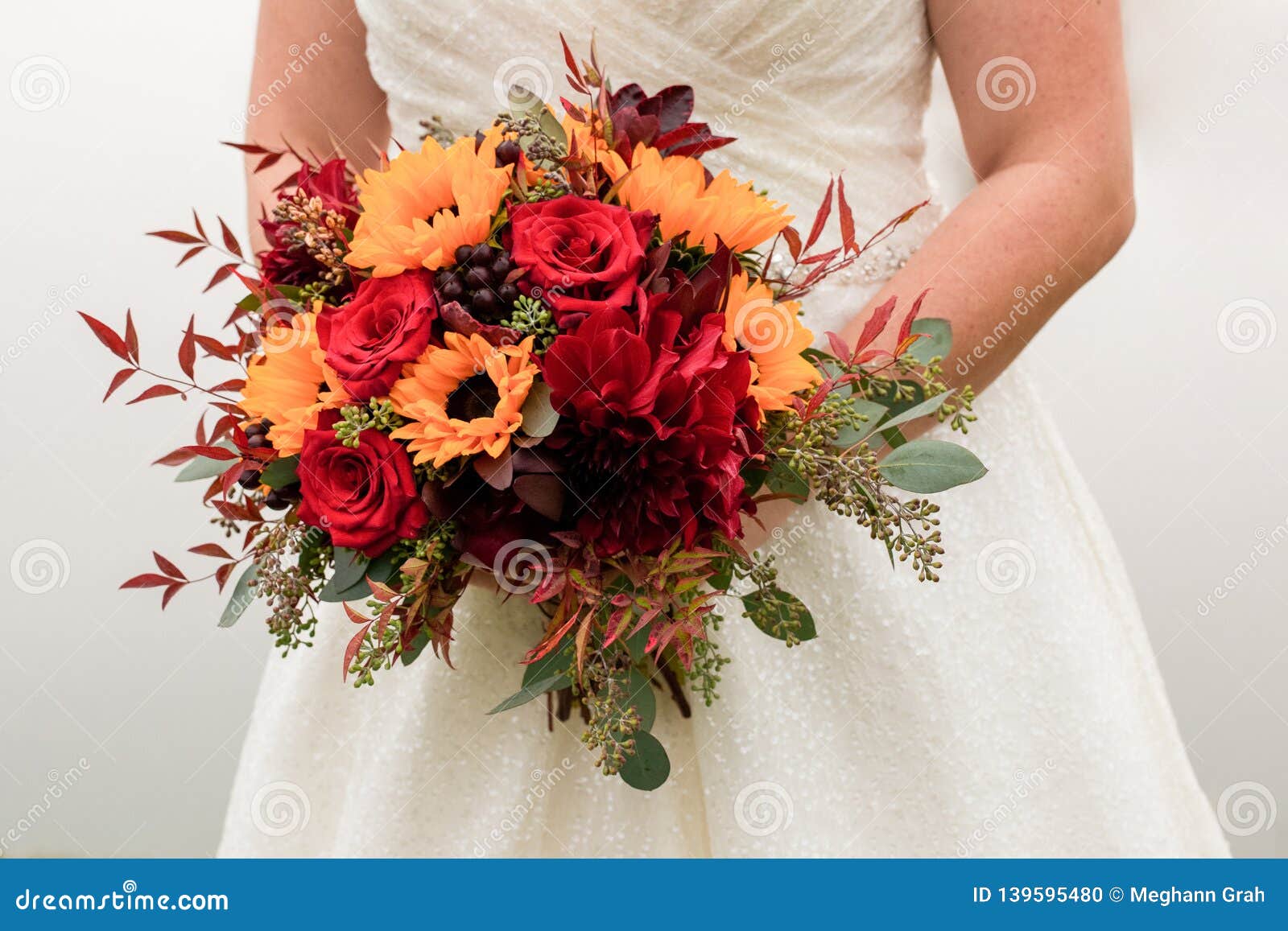 Sunflower And Rose Bouquet Wedding | art-kk.com