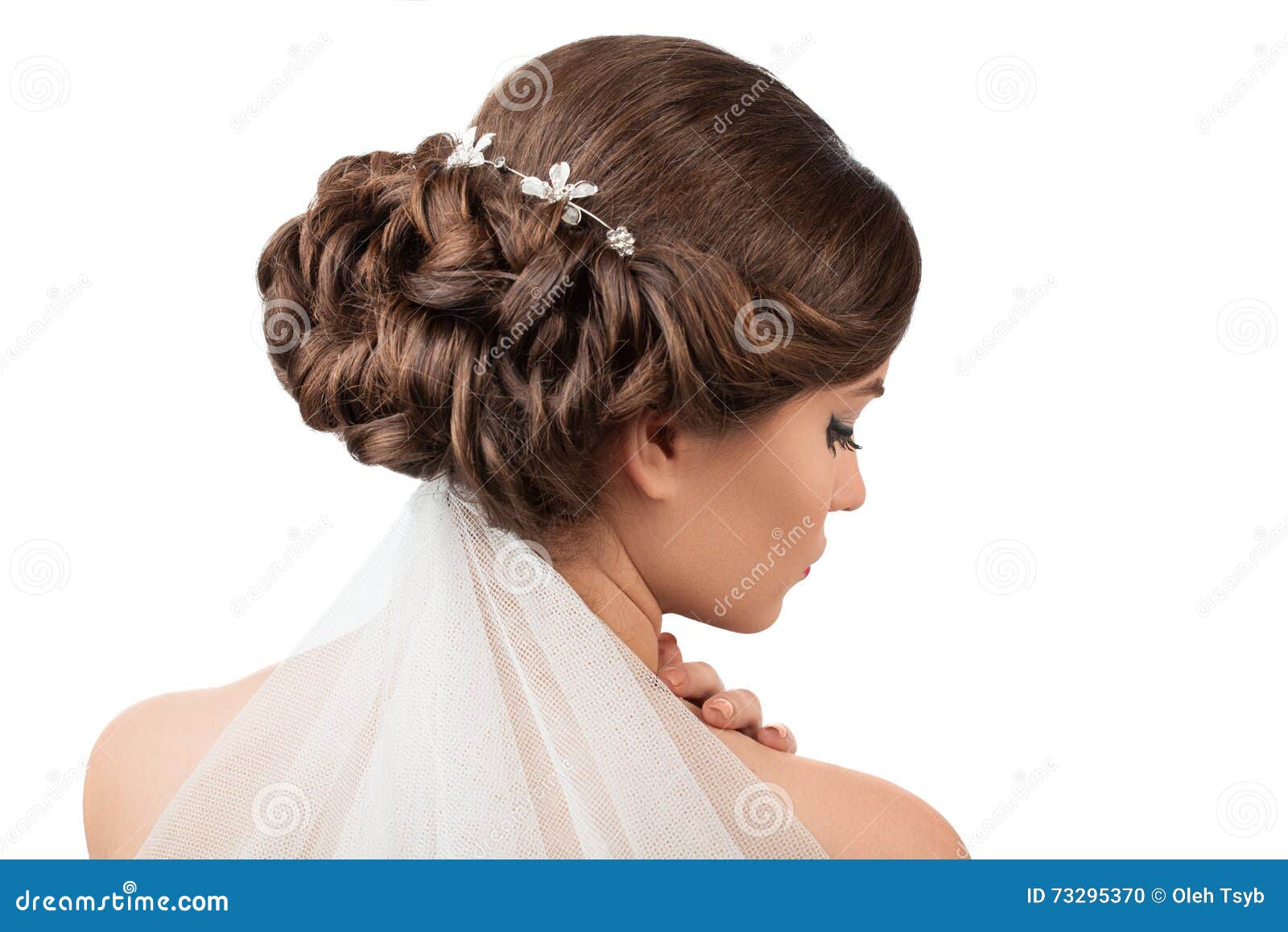 Update 135+ bridal hairstyles with veil latest